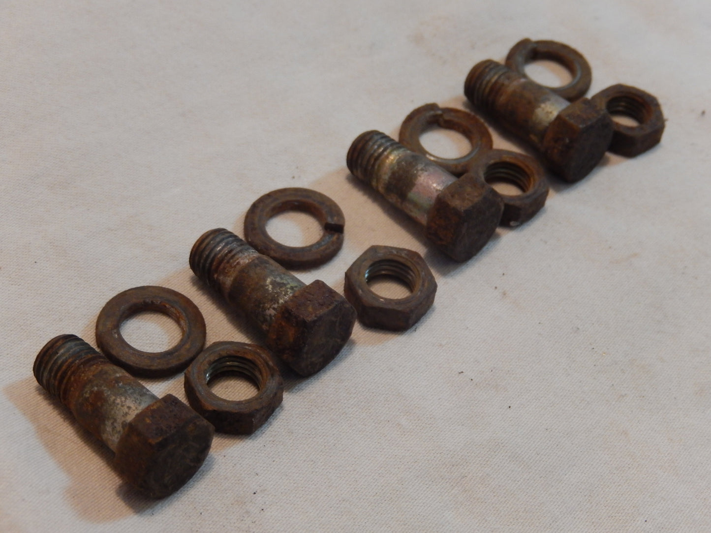 Datsun 240Z Rear Half Shaft Bolt Set