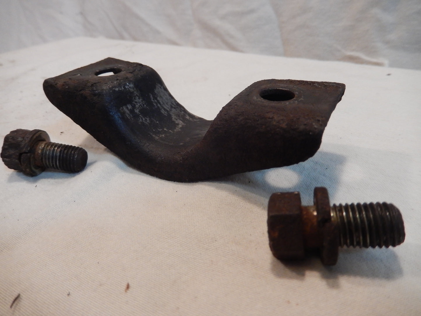 Datsun 240Z Rear Swing Arm Clamp