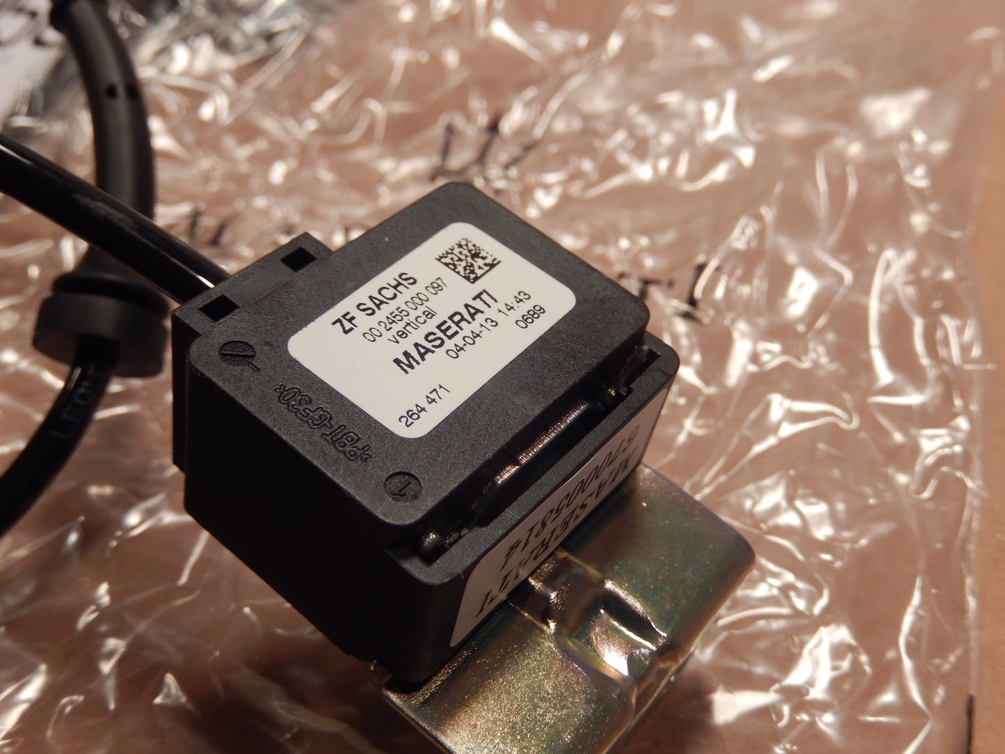 Maserati Quattroporte Ghibli 2014 - 18 NEW Acceleration Sensor # 670005814