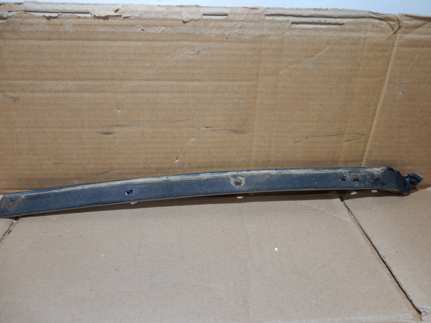 Datsun 280ZX Right T-Roof Glass Panel Frame Guide