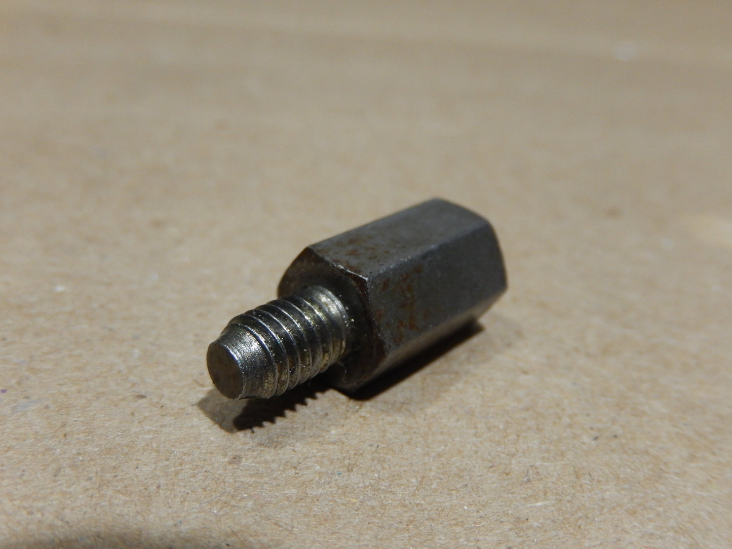 Maserati Quattroporte 4.9 Engine Valve Cover Riser Nut