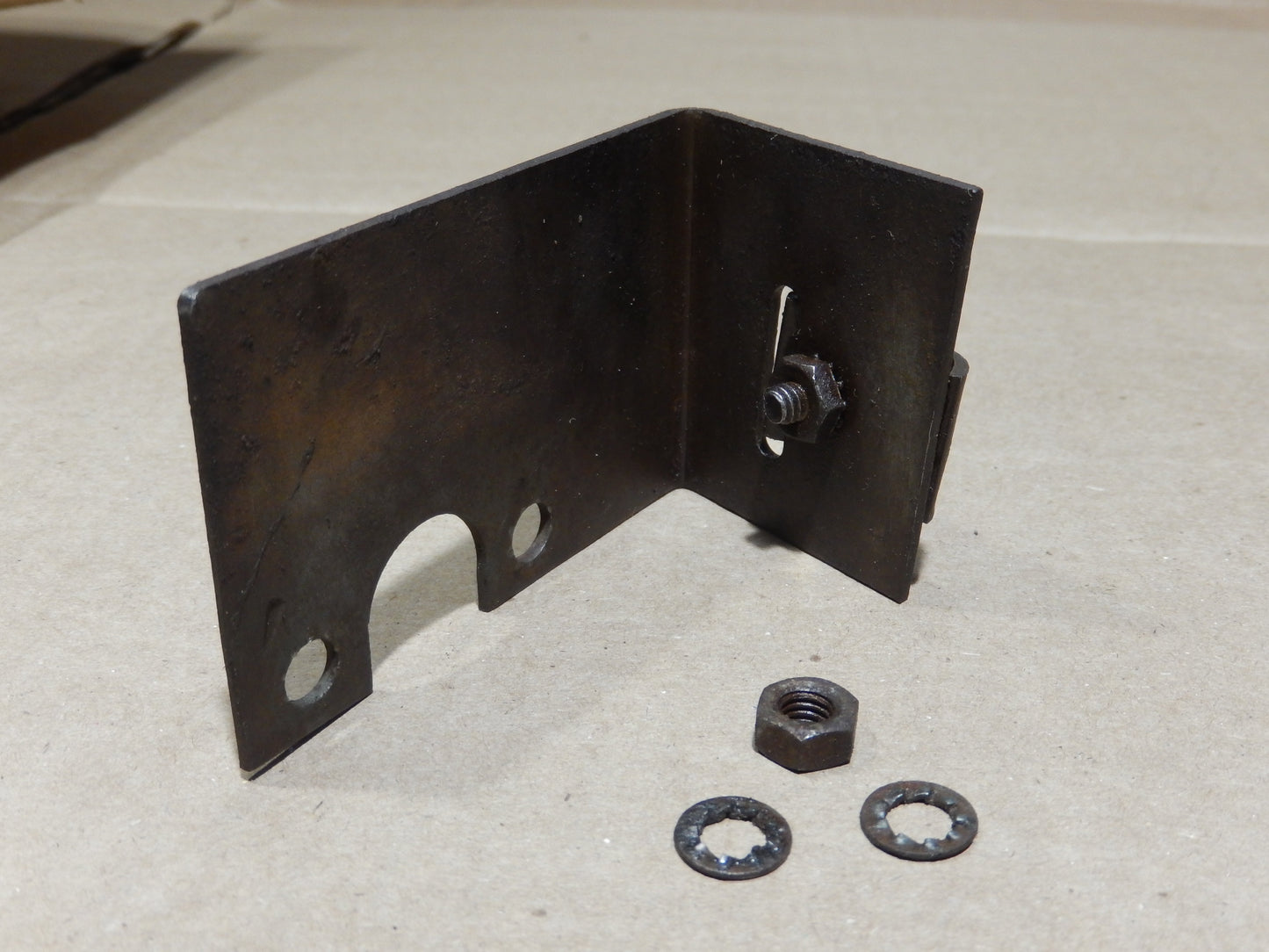 Maserati Quattroporte Three 4.9 Engine Throttle Bracket