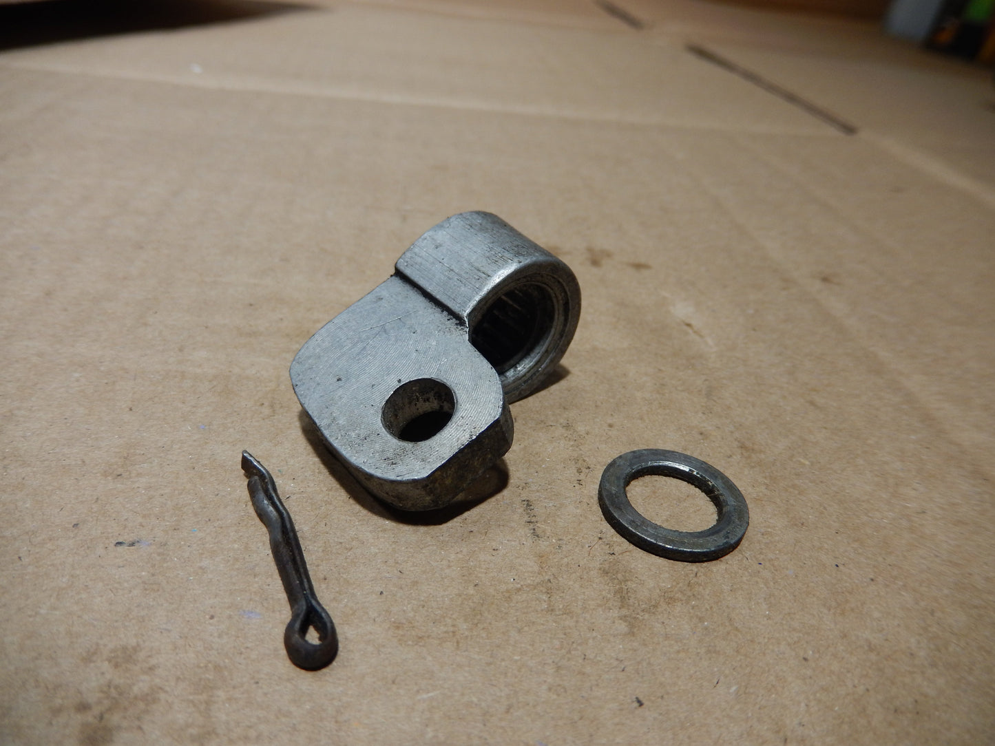 Maserati Quattroporte Three 4.9 Engine Cross Throttle Rod Right Mount Bracket