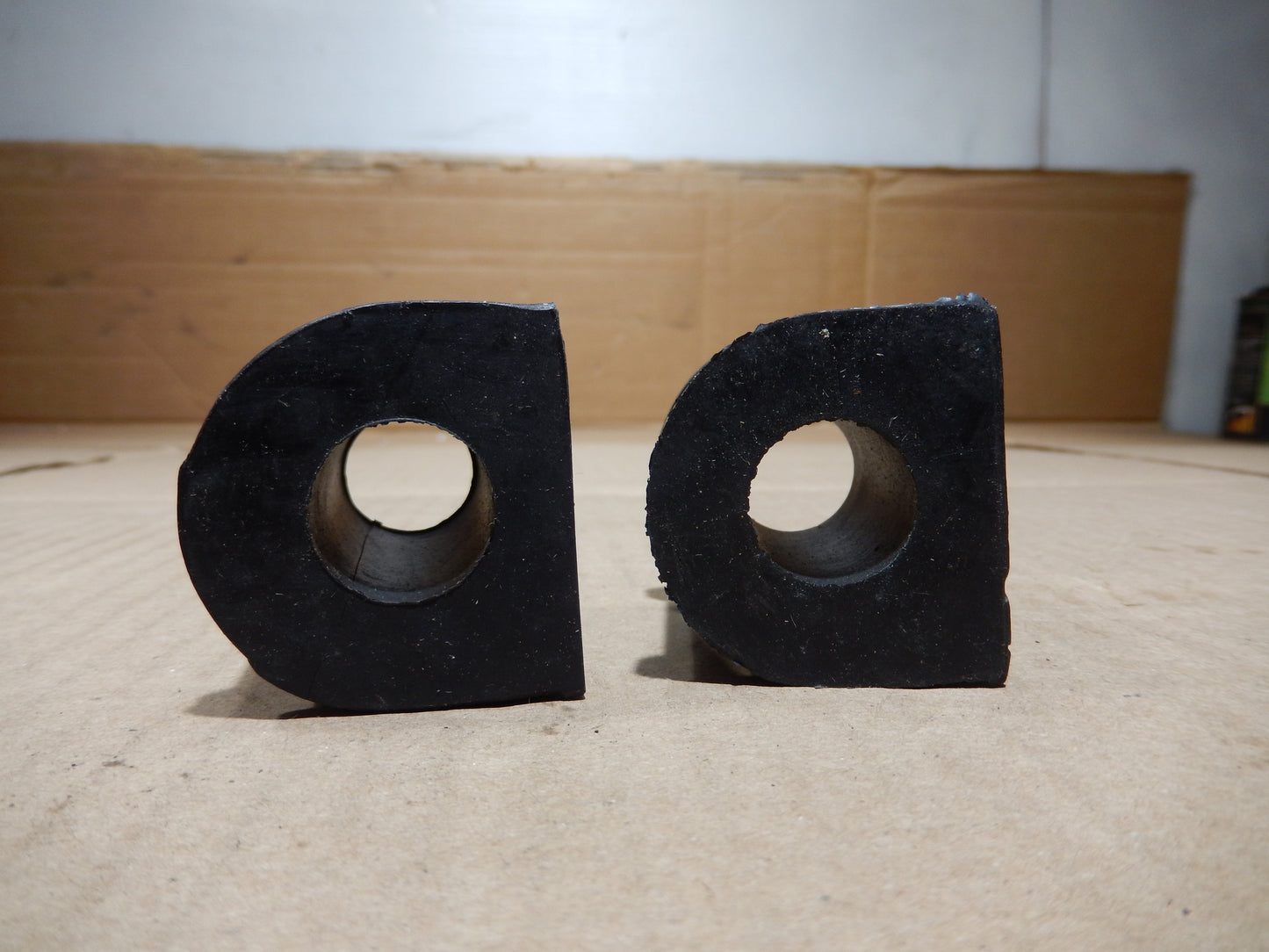 Maserati Quattroporte Three NEW Pair of Steering Rack Bushings