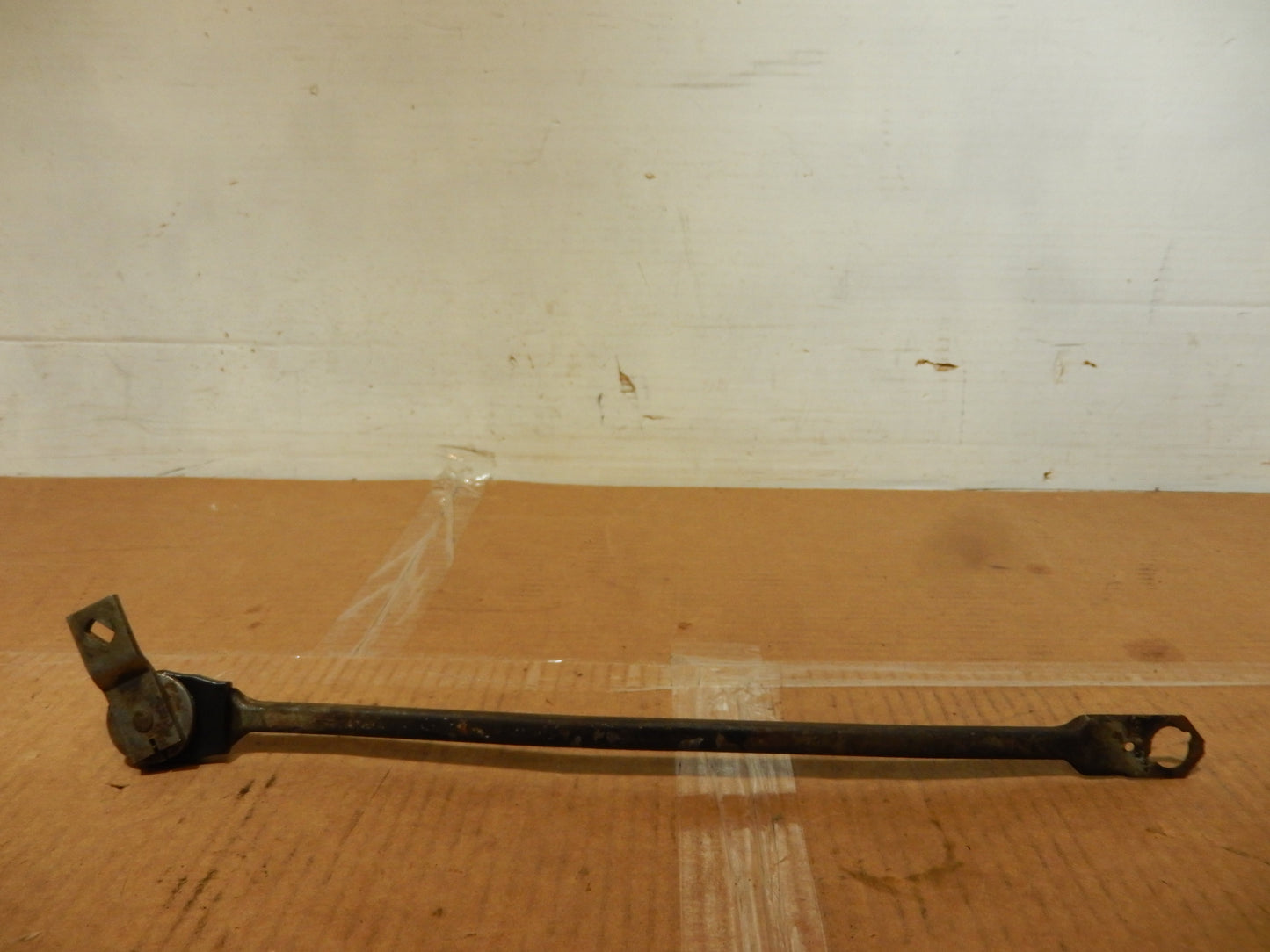 Datsun 280ZX Windshield Wiper Crank Rod