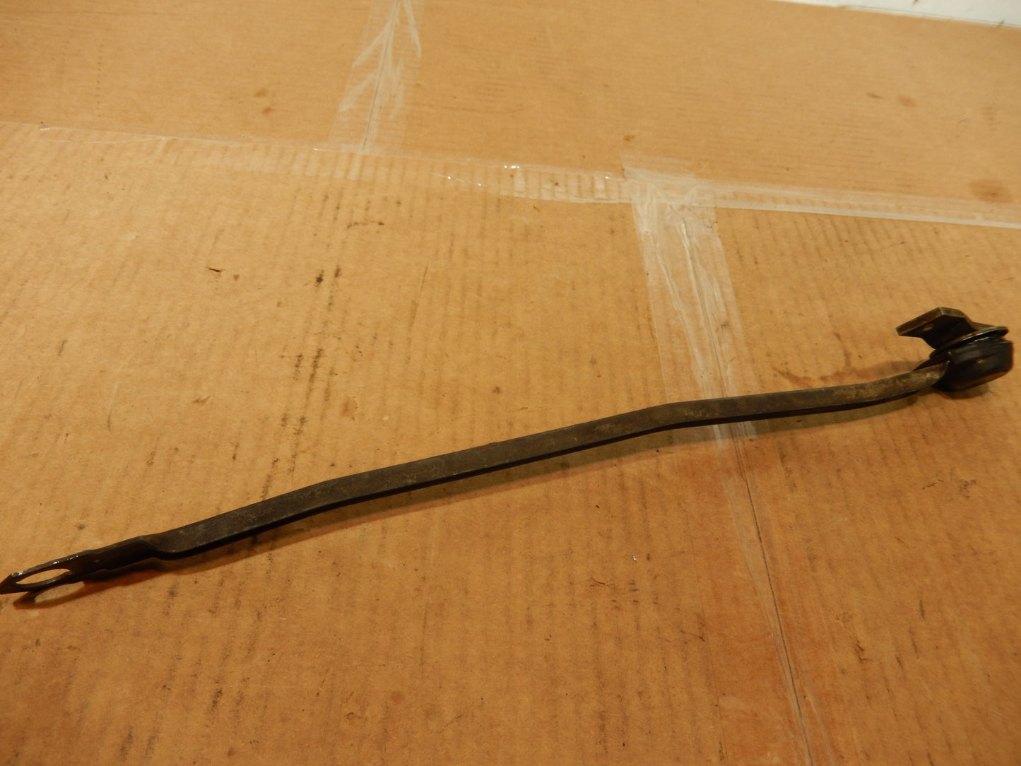 Datsun 280ZX Windshield Wiper Crank Rod