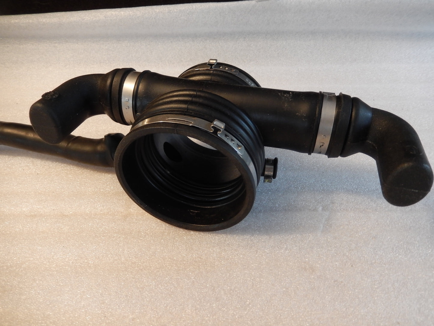 Maserati Quattroporte Throttle Body Crankcase / Conveyer Hose