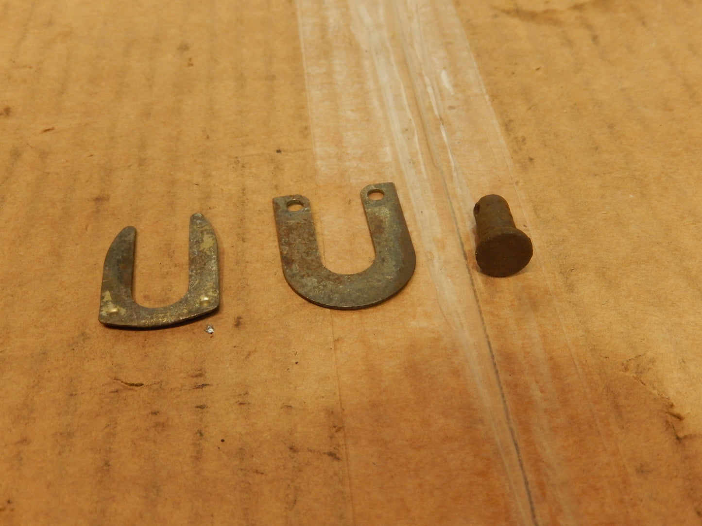 Datsun 240Z Passenger Side Brake Cylinder Parts