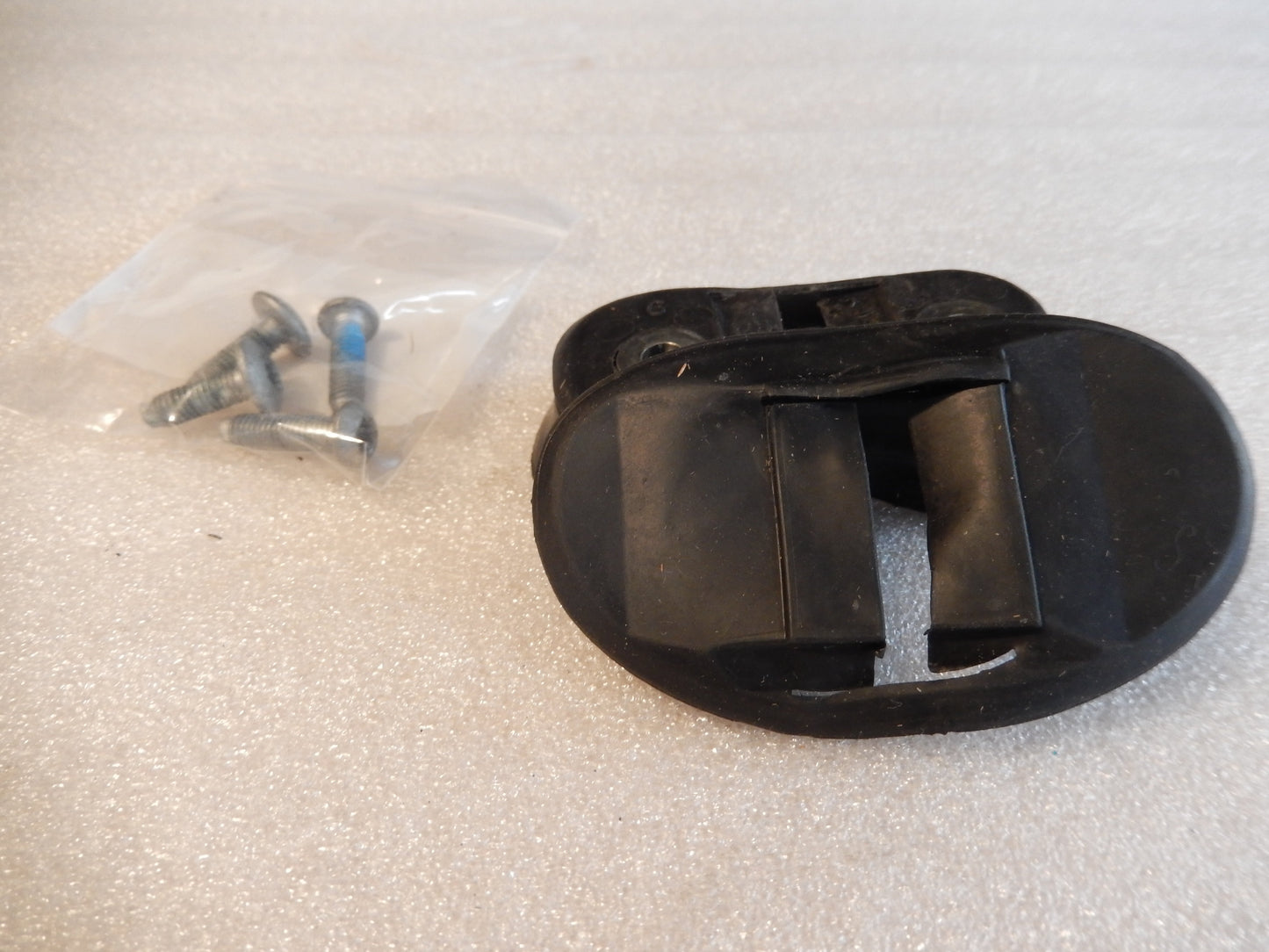 Maserati Quattroporte Door Shock Seal Assembly