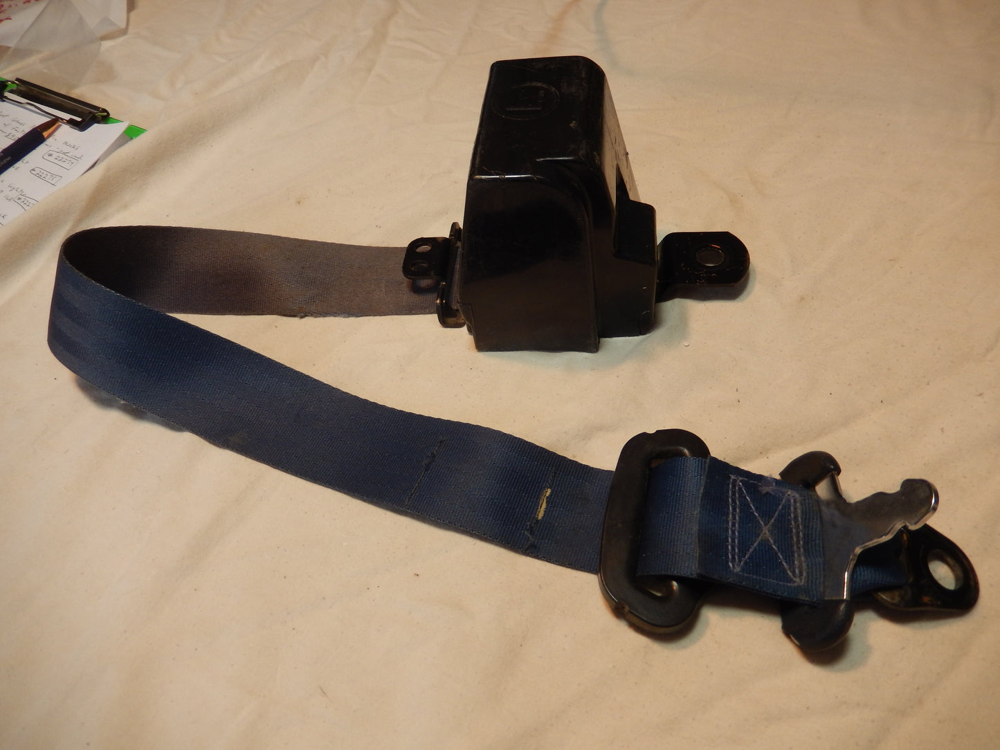 Datsun 280ZX Drivers Seat Belt Mechanism