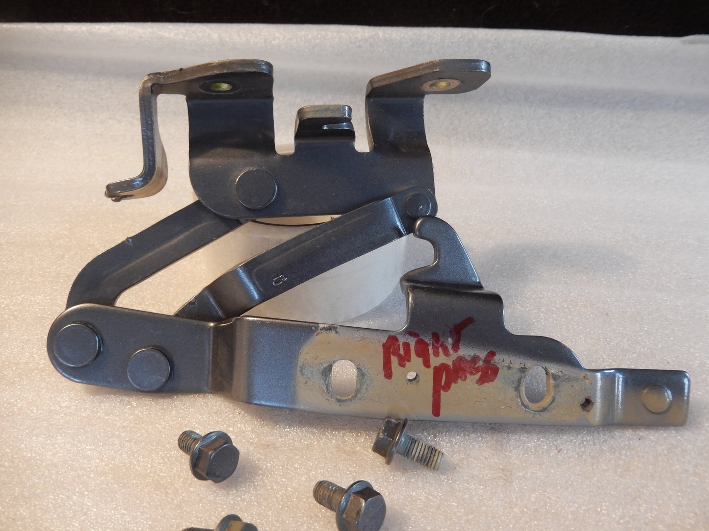 Maserati Quattroporte Passenger Side Hood Hinge