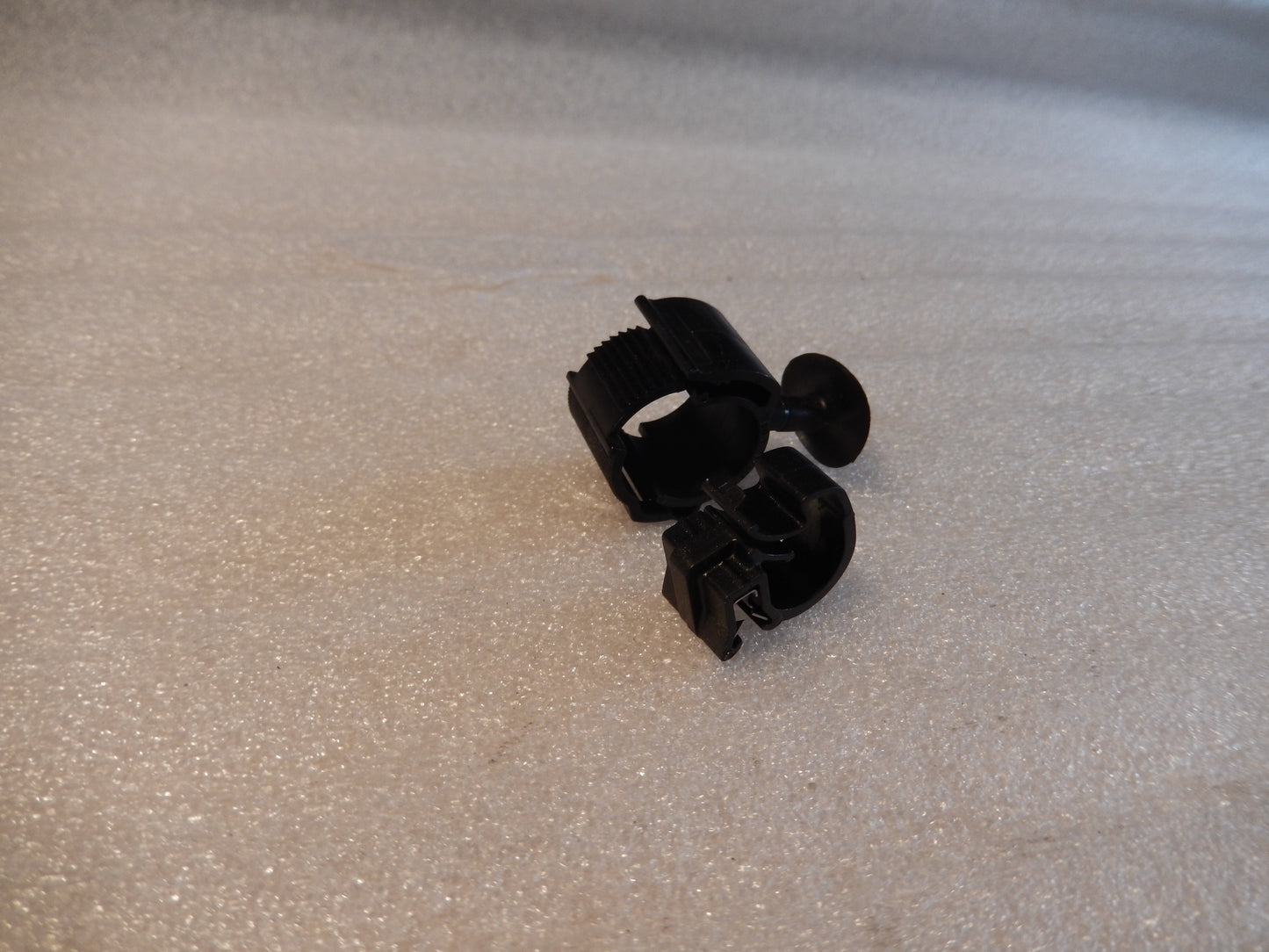 Maserati Quattroporte Firewall Hose Clip Set