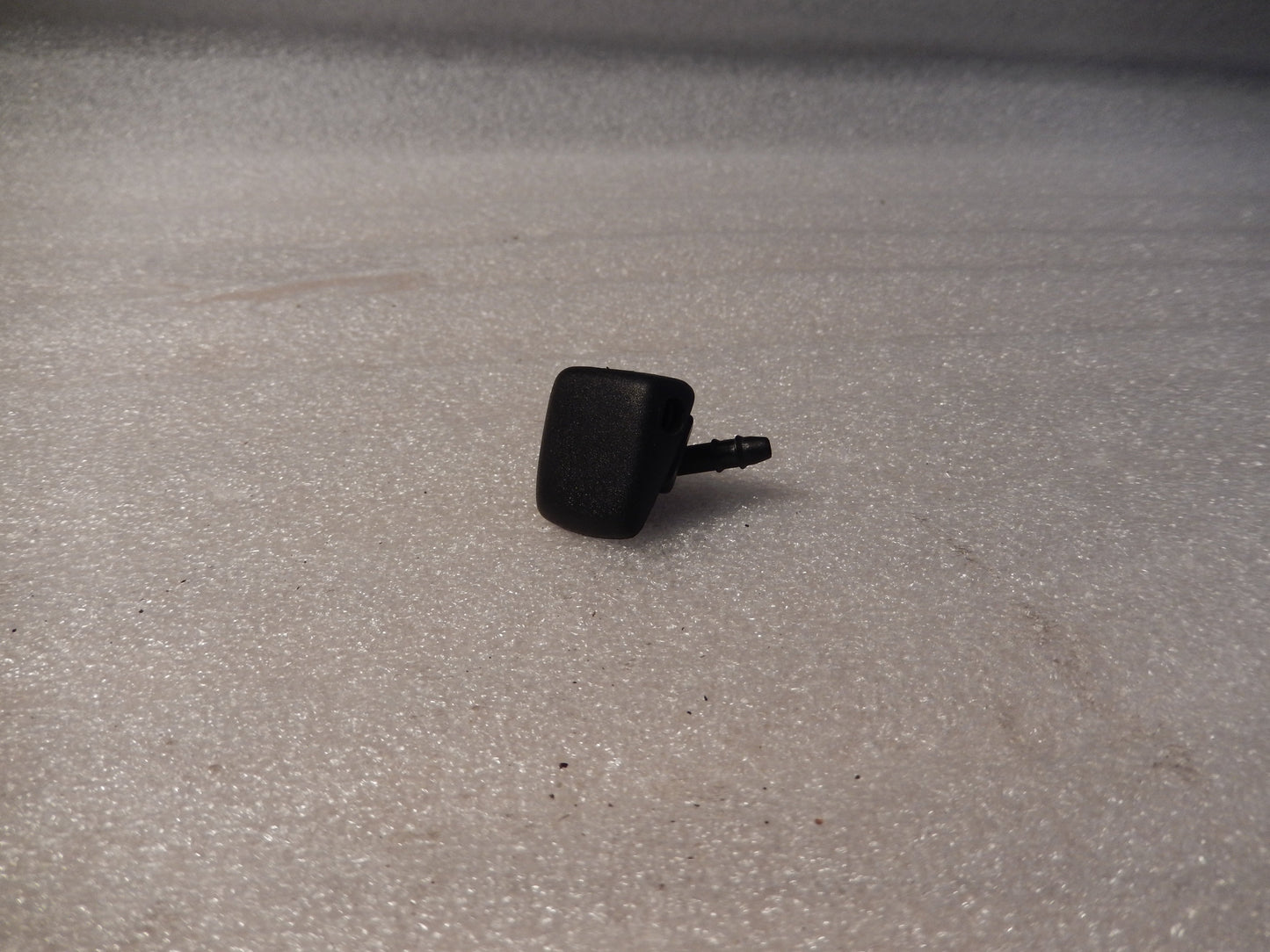 Maserati Quattroporte Windshield Washer Nozzle