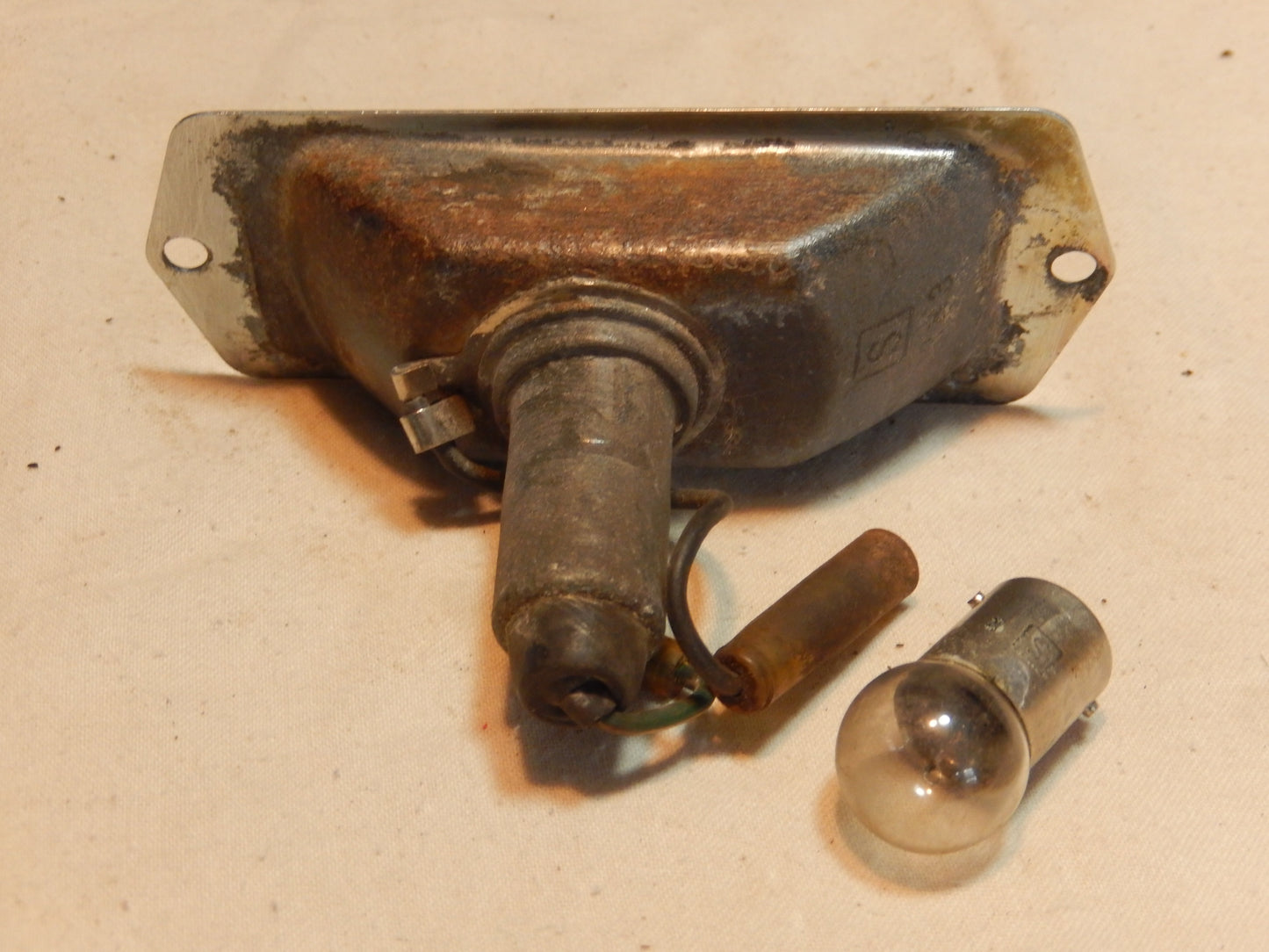 Datsun 240Z Rear Side Marker Body