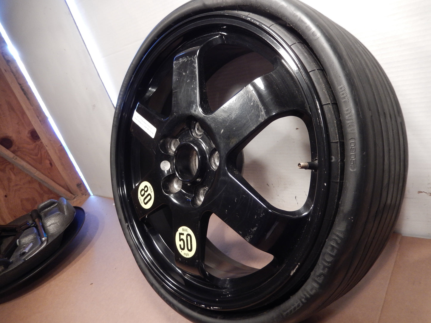 Maserati Quattroporte Spare Wheel and Tire