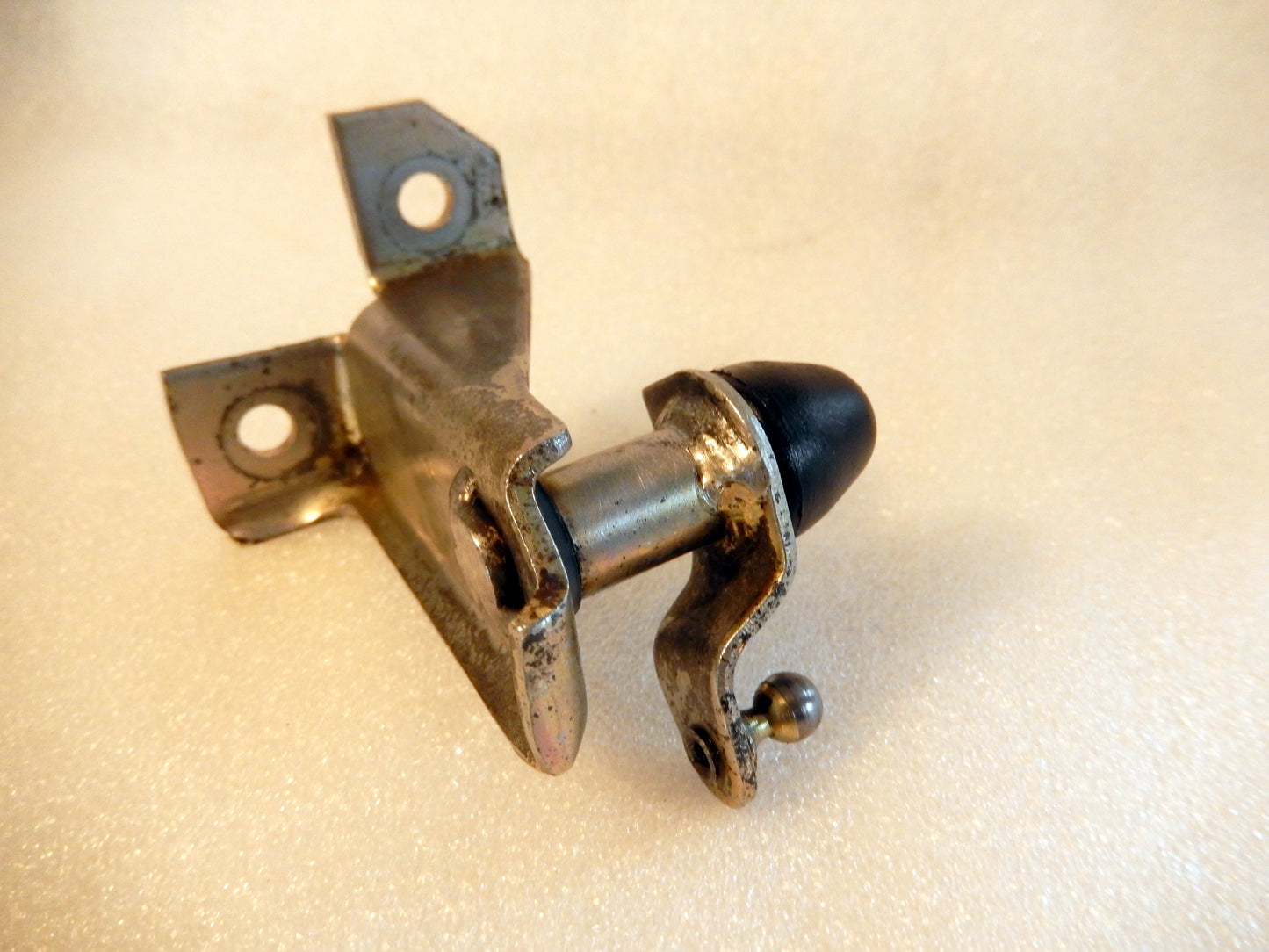 Datsun 280Z Engine Mounted Throttle Rod Bracket and Lever