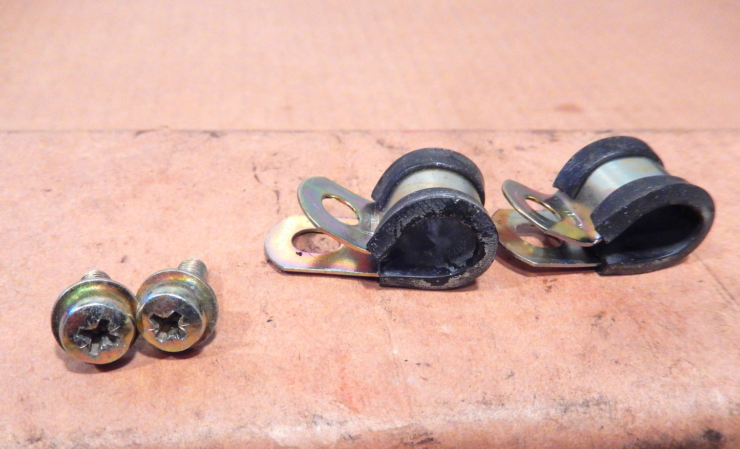 Maserati Quattroporte Pair of Interior Dashboard Wire Harness Clamps