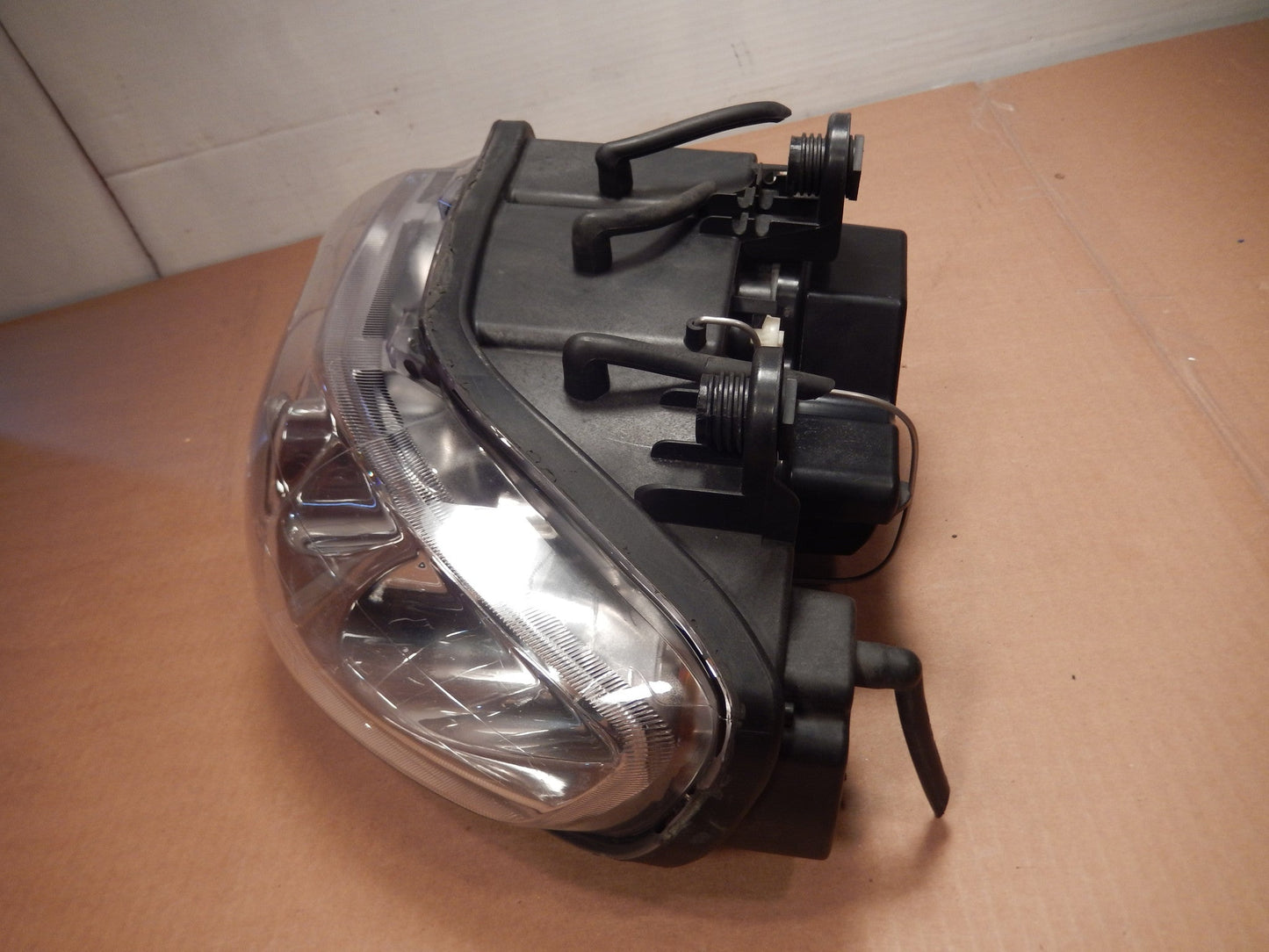 Maserati Quattroporte Drivers Side Head Light