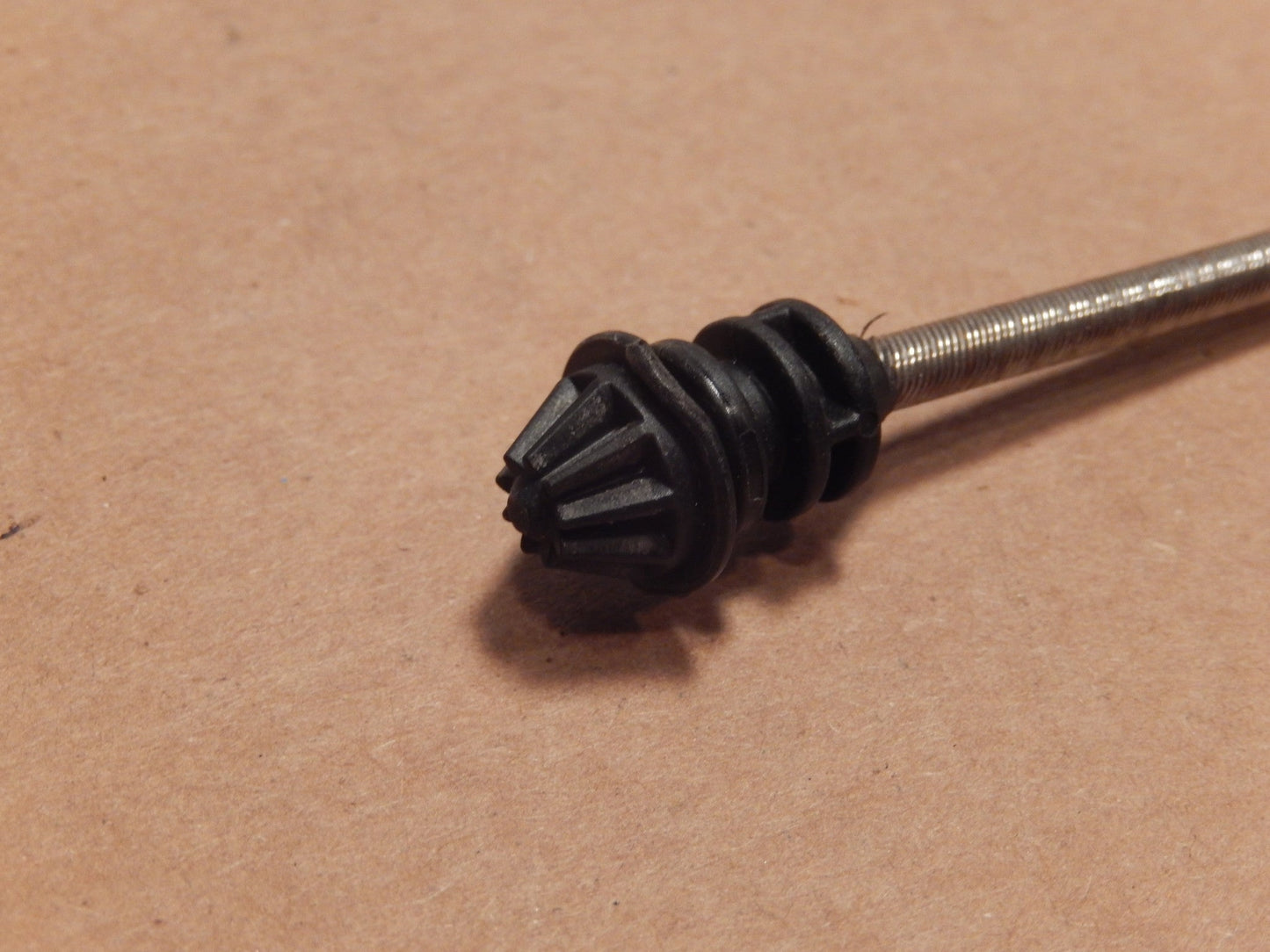 Maserati Quattroporte 2005-07 Head Light Adjusting Cable