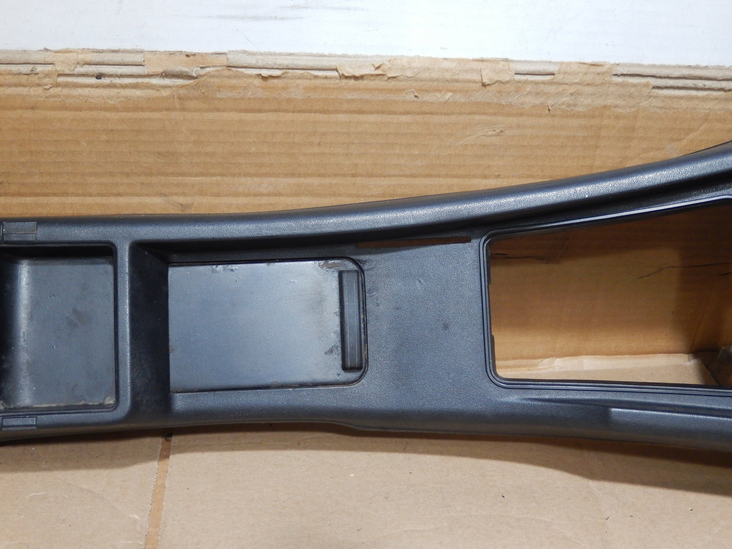 Datsun 260Z 280Z 2 + 2 Center Console