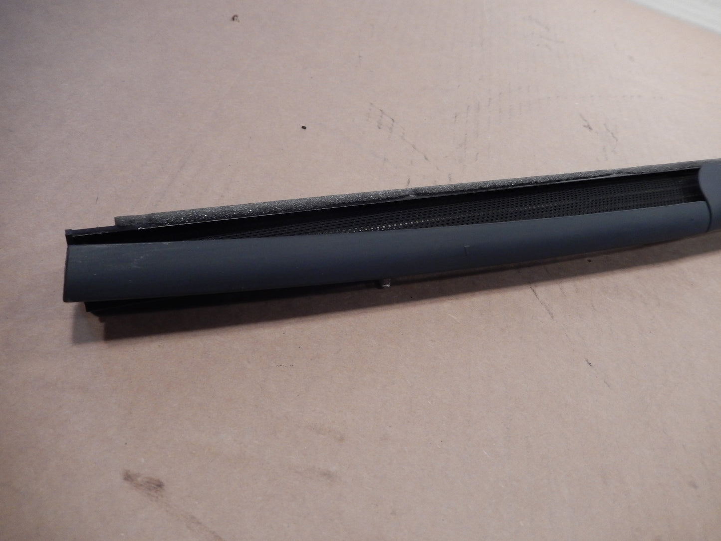 Maserati Quattroporte Rear Drivers Door Roller Shade