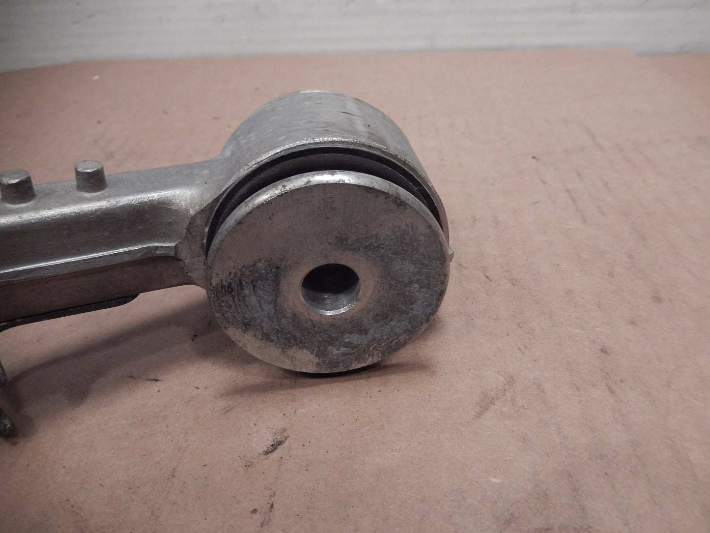 Maserati Quattroporte Front Passengers Suspension Upper A-Arm