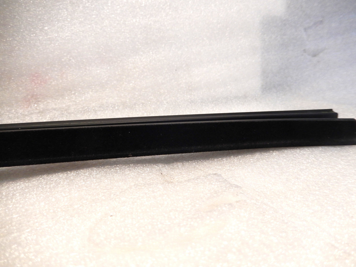 Maserati Quattroporte M139 Driver Interior Window Scraper Seal