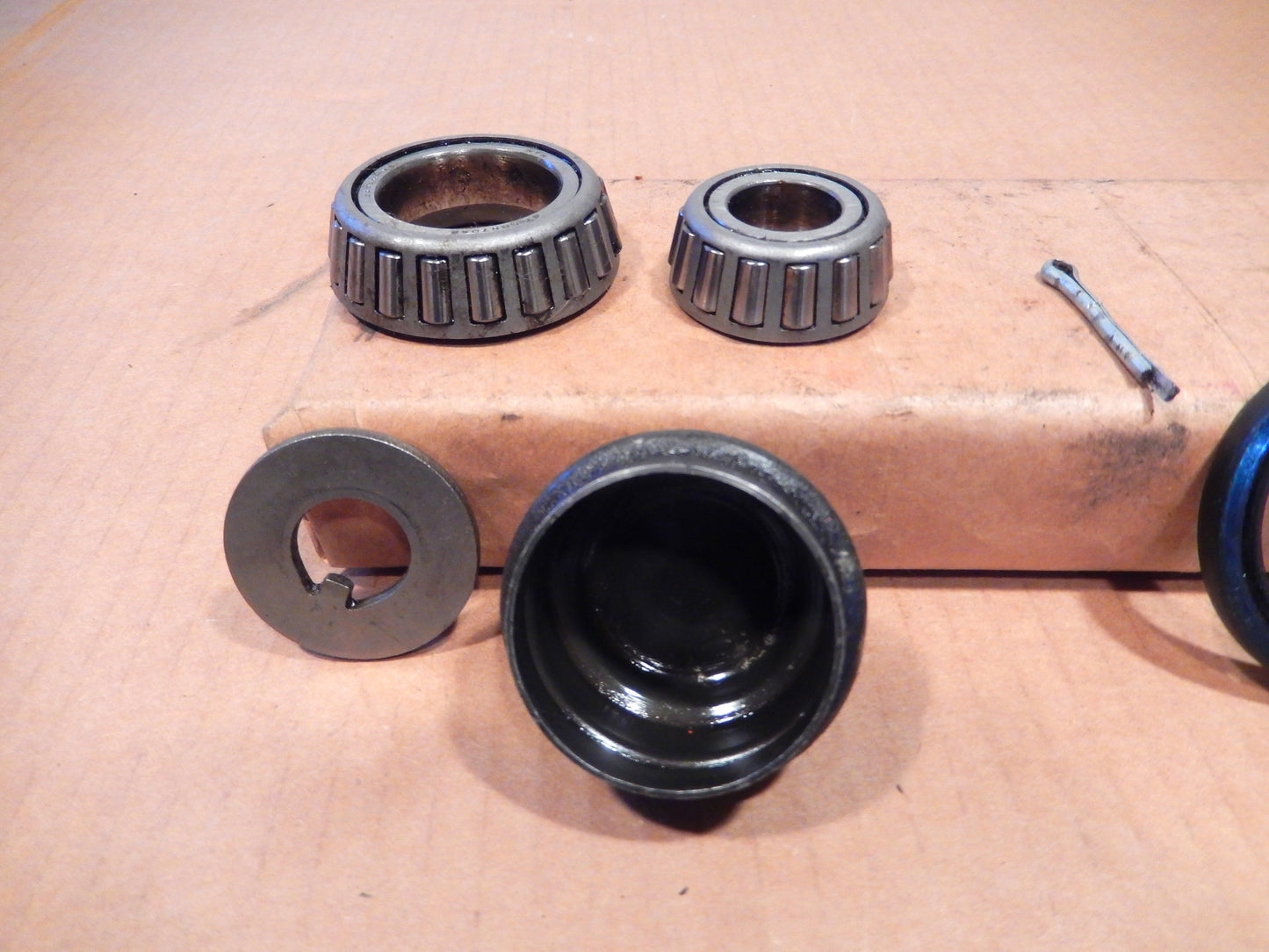 Datsun 240Z Front Hub Kit