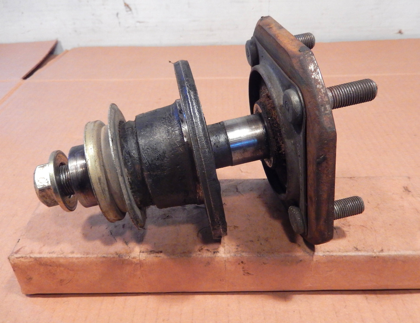 Datsun 280ZX Rear Hub Spindle Shaft Assembly