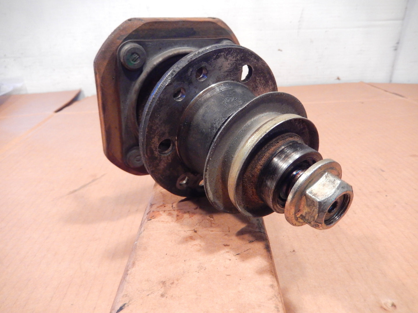 Datsun 280ZX Rear Hub Spindle Shaft Assembly