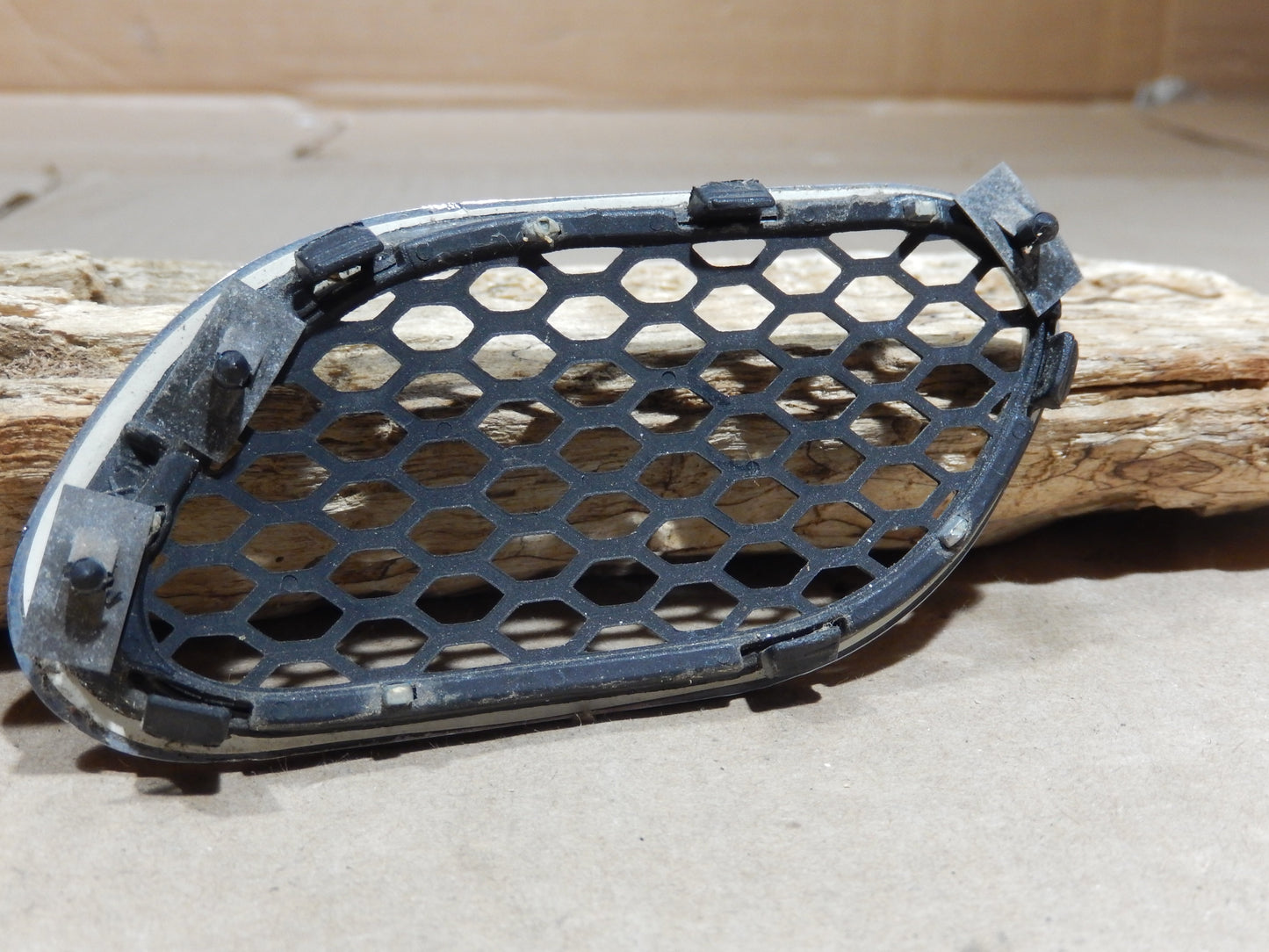 Maserati Quattroporte Front Drivers Fender Vent Grill