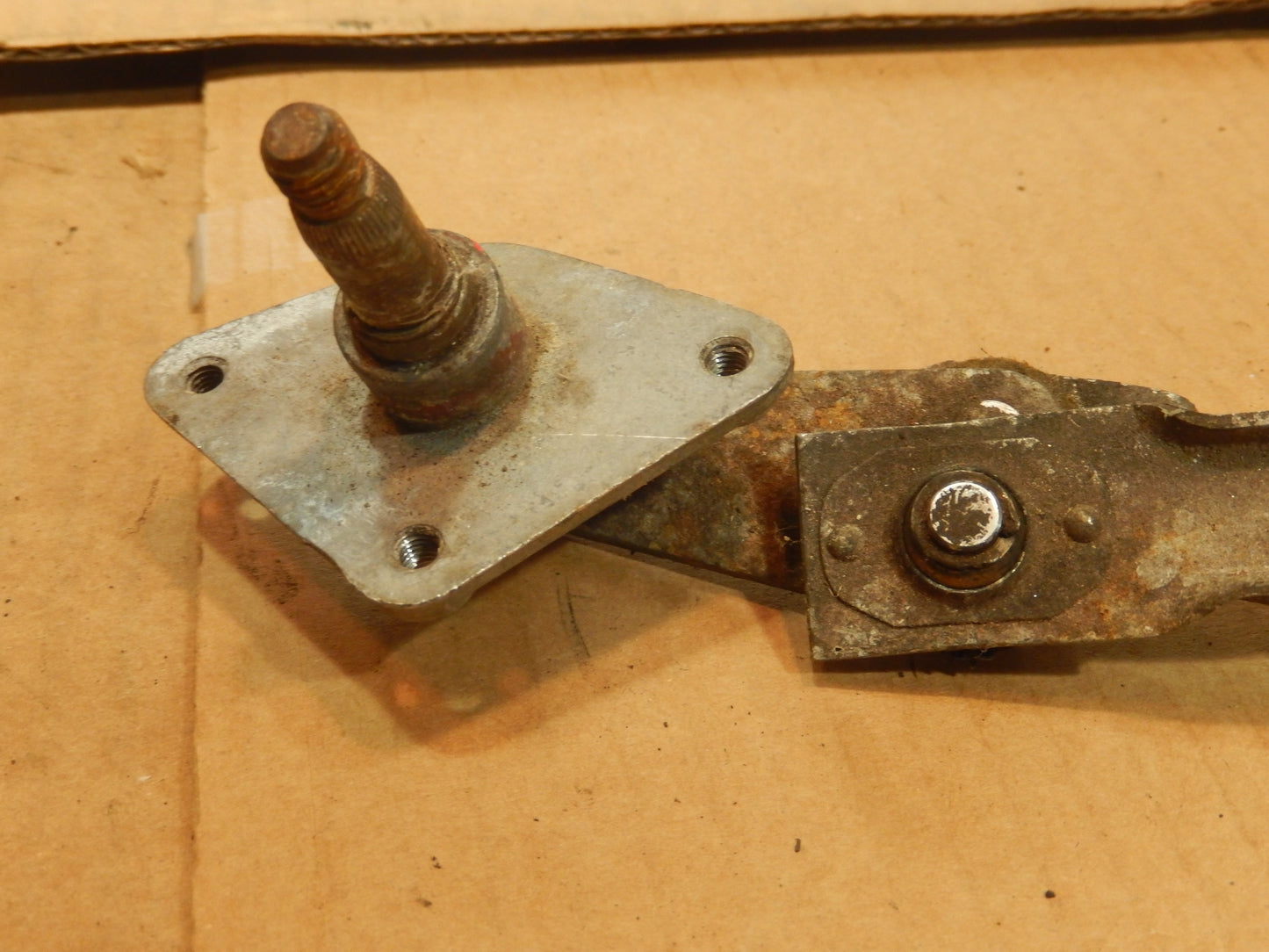 Datsun 240Z Windshield Wiper Mechanism