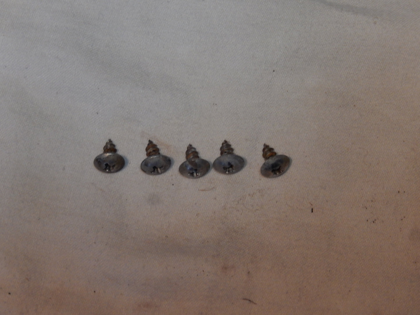 Datsun 240-260-280Z Sil Trim Fasteners
