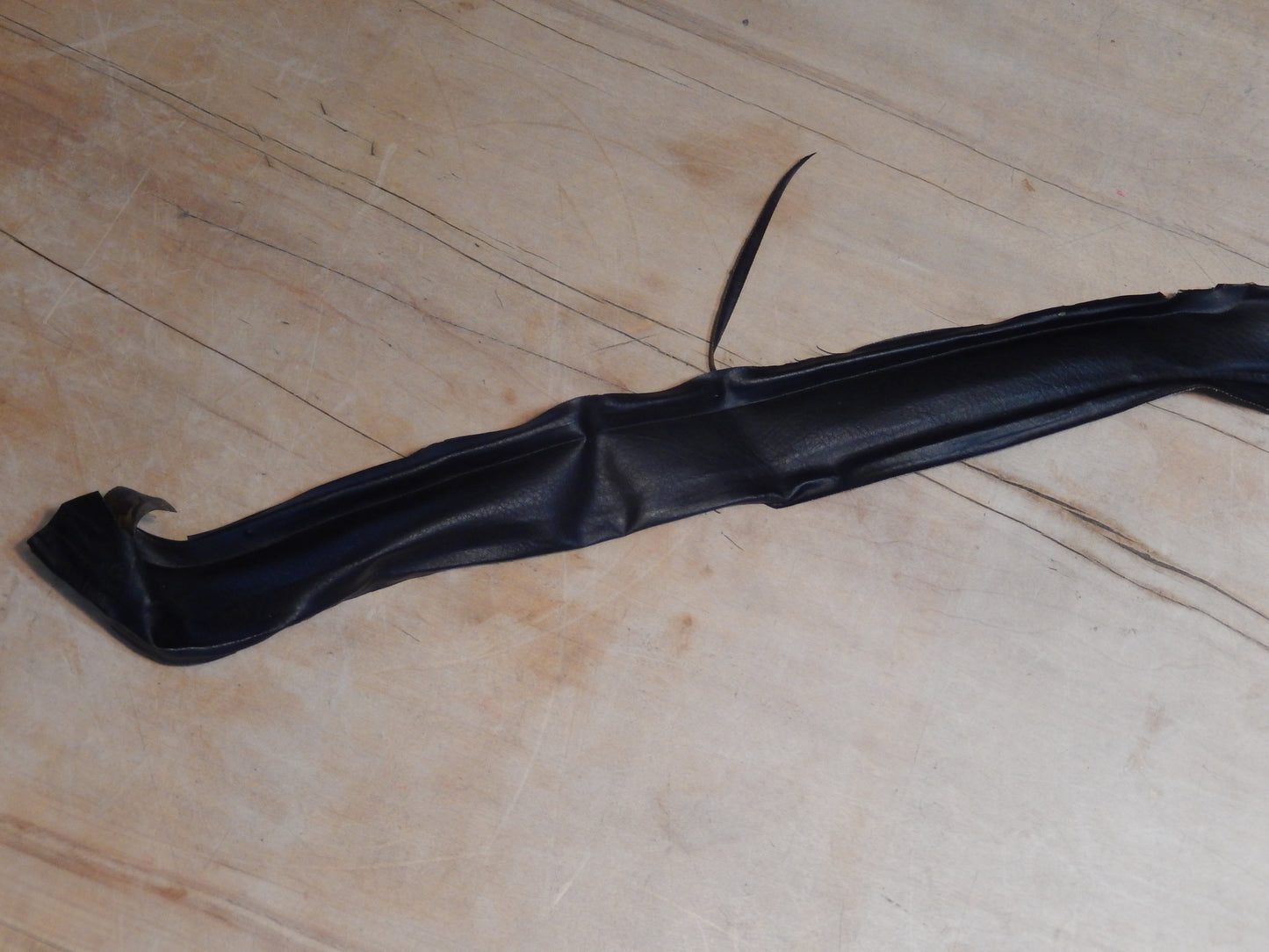 Datsun 240Z/260Z Interior Top Side Roof Rail and Pillar Cover