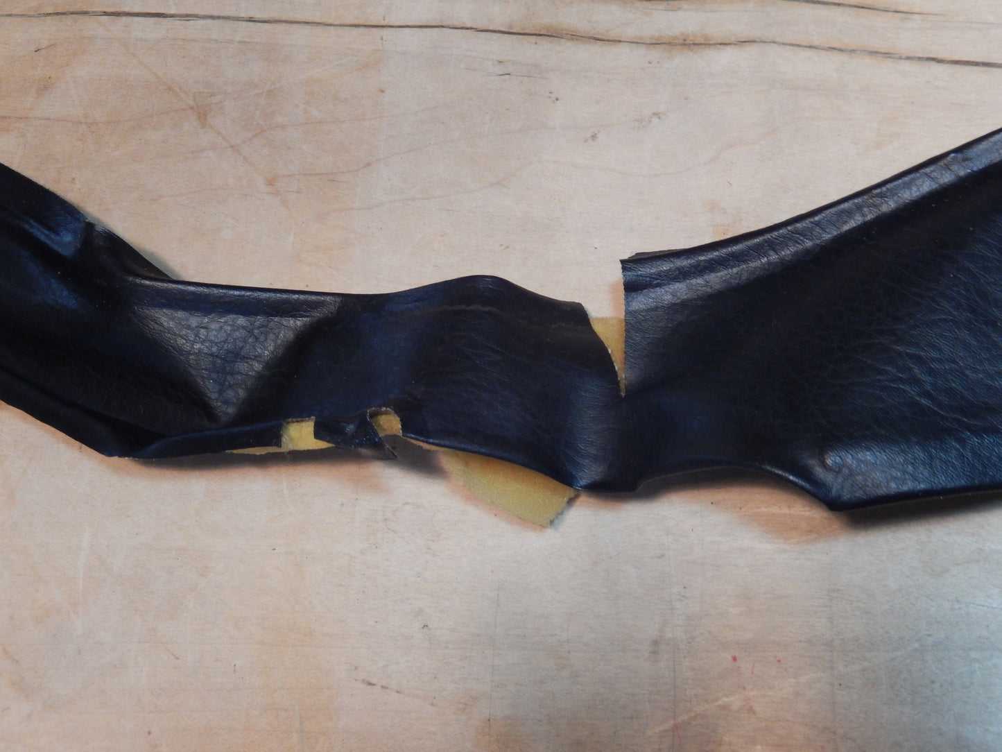 Datsun 240Z/260Z Interior Top Side Roof Rail and Pillar Cover
