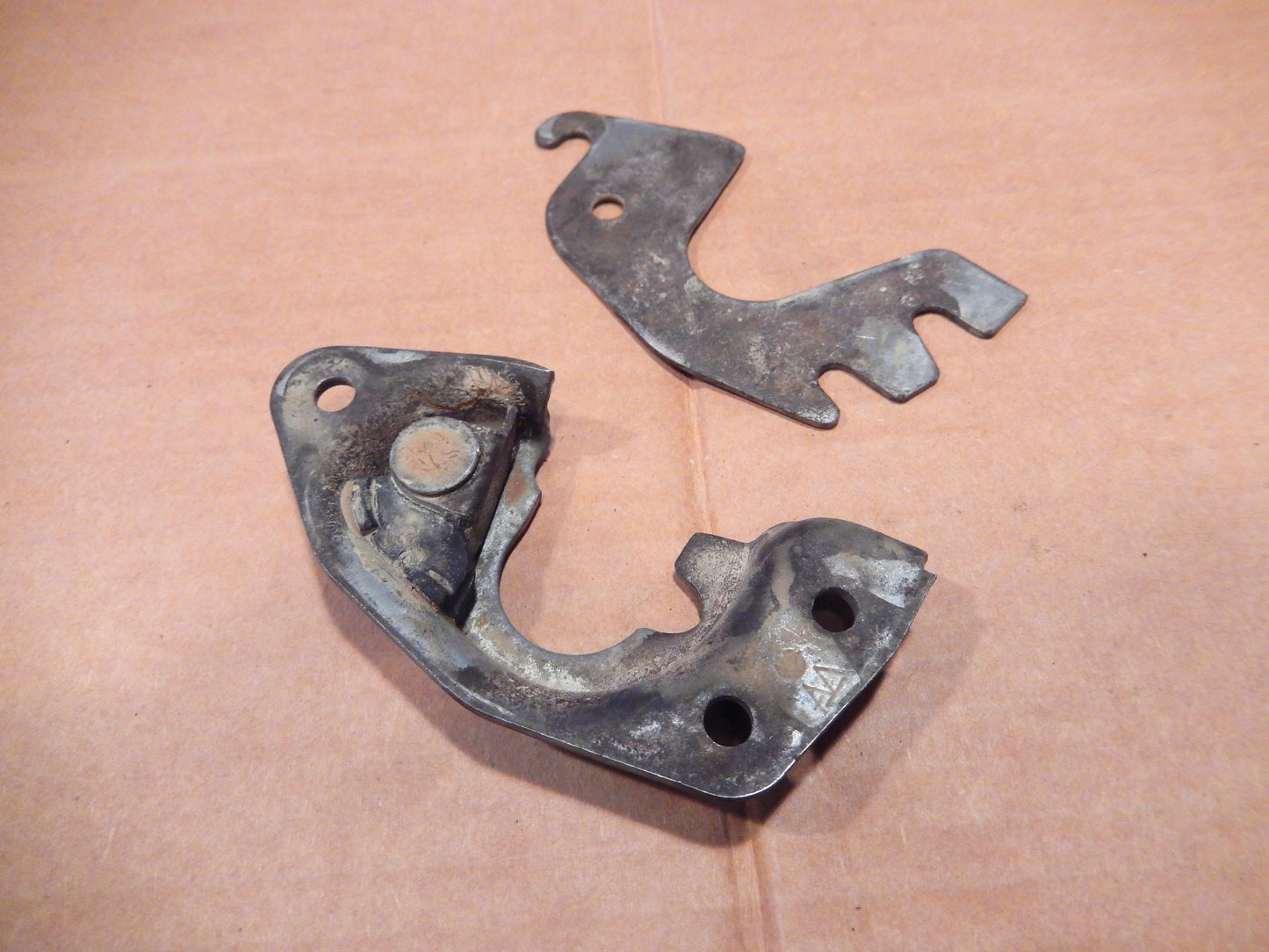 Datsun 240Z 280Z Passenger's Side Lock Catch