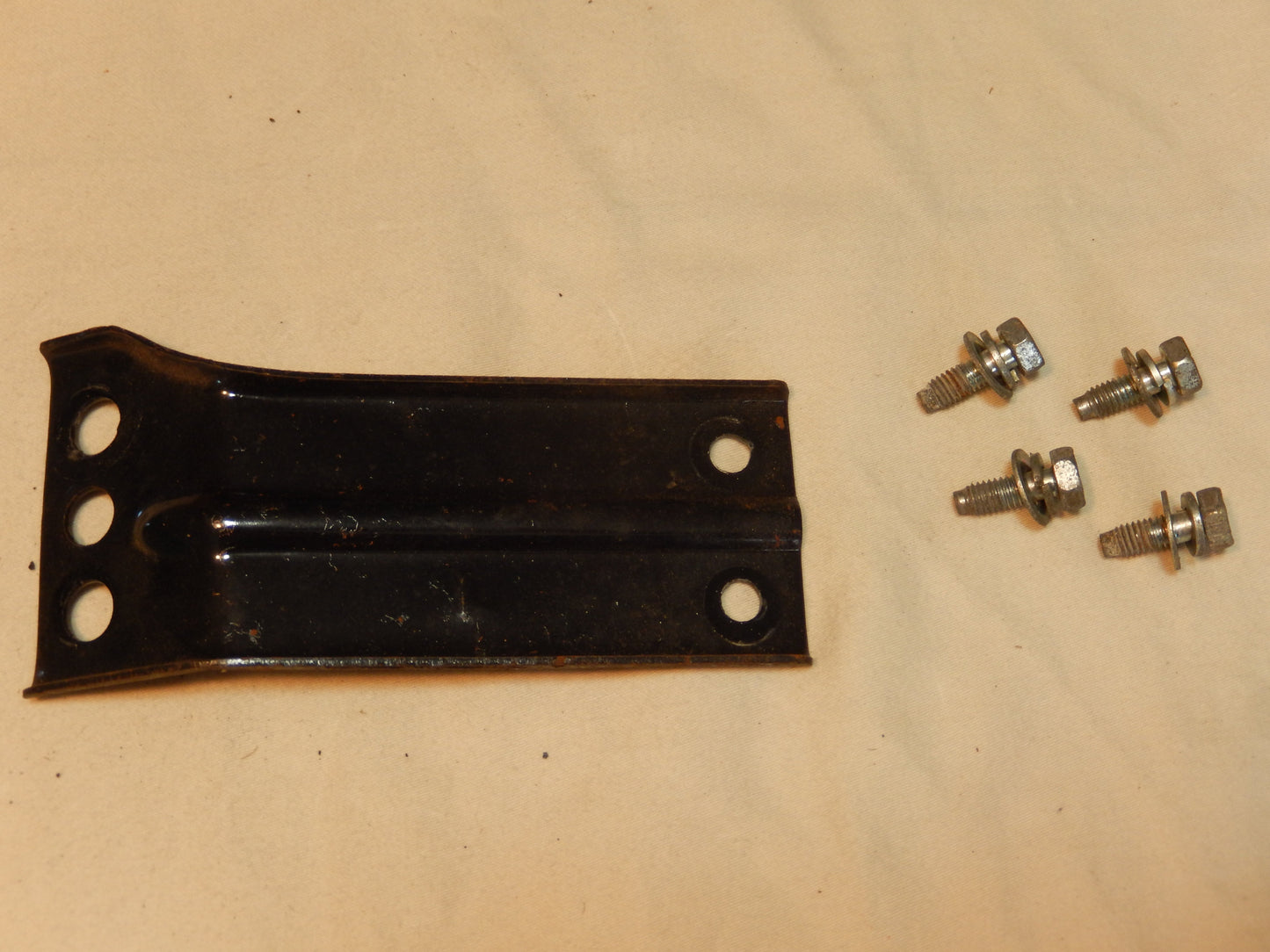 Datsun 240Z Driver Side Dashboard to Tunnel Bracket
