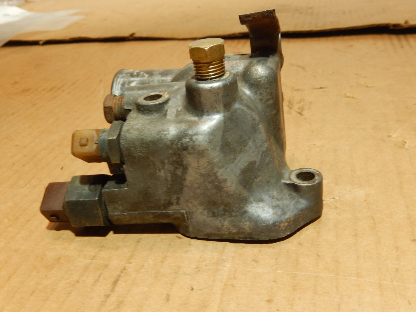 Datsun 260Z-280Z Engine Water Jacket with Thermostat