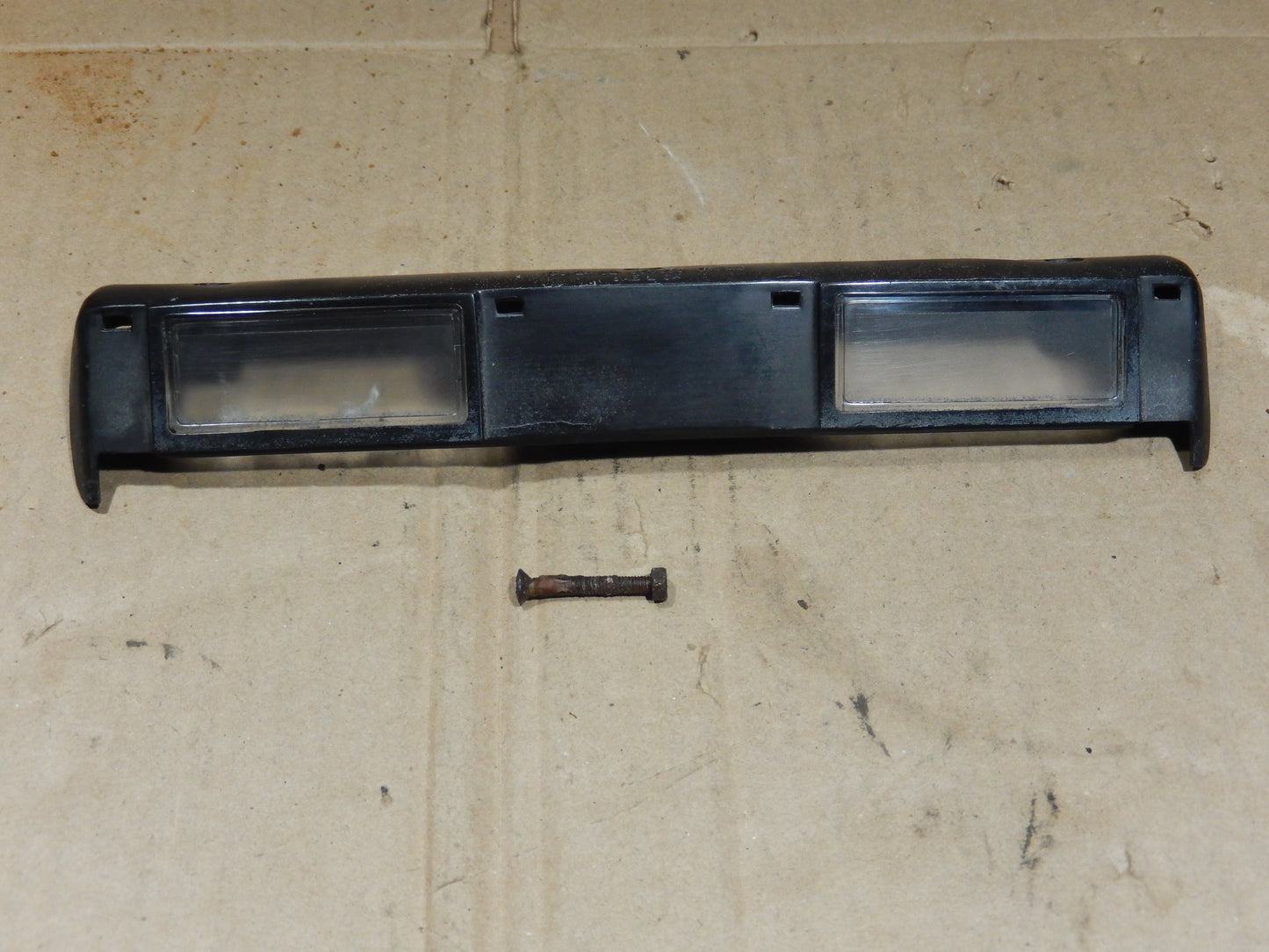 Datsun 240Z Plate Light Cover