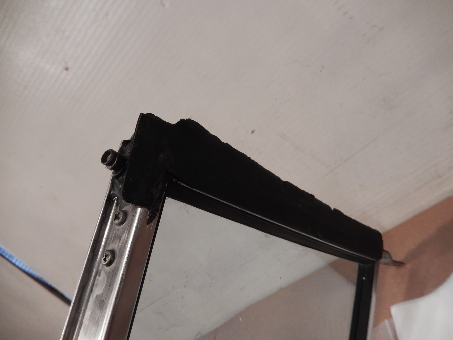 Datsun 260Z 280Z 2 + 2 Rear Drivers Side Quarter Window