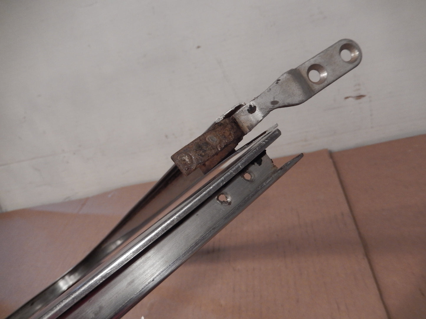 Datsun 260Z 280Z 2 + 2 Rear Passengers Side Quarter Window Frame