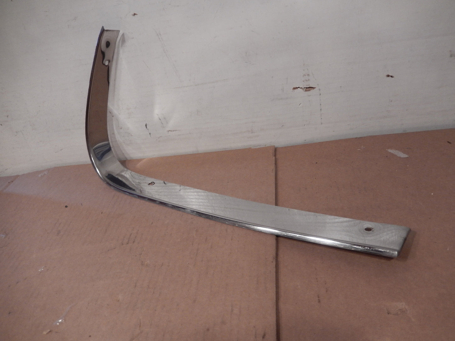 Datsun 260Z 280Z 2 + 2 Rear Passengers Quarter Window Trim