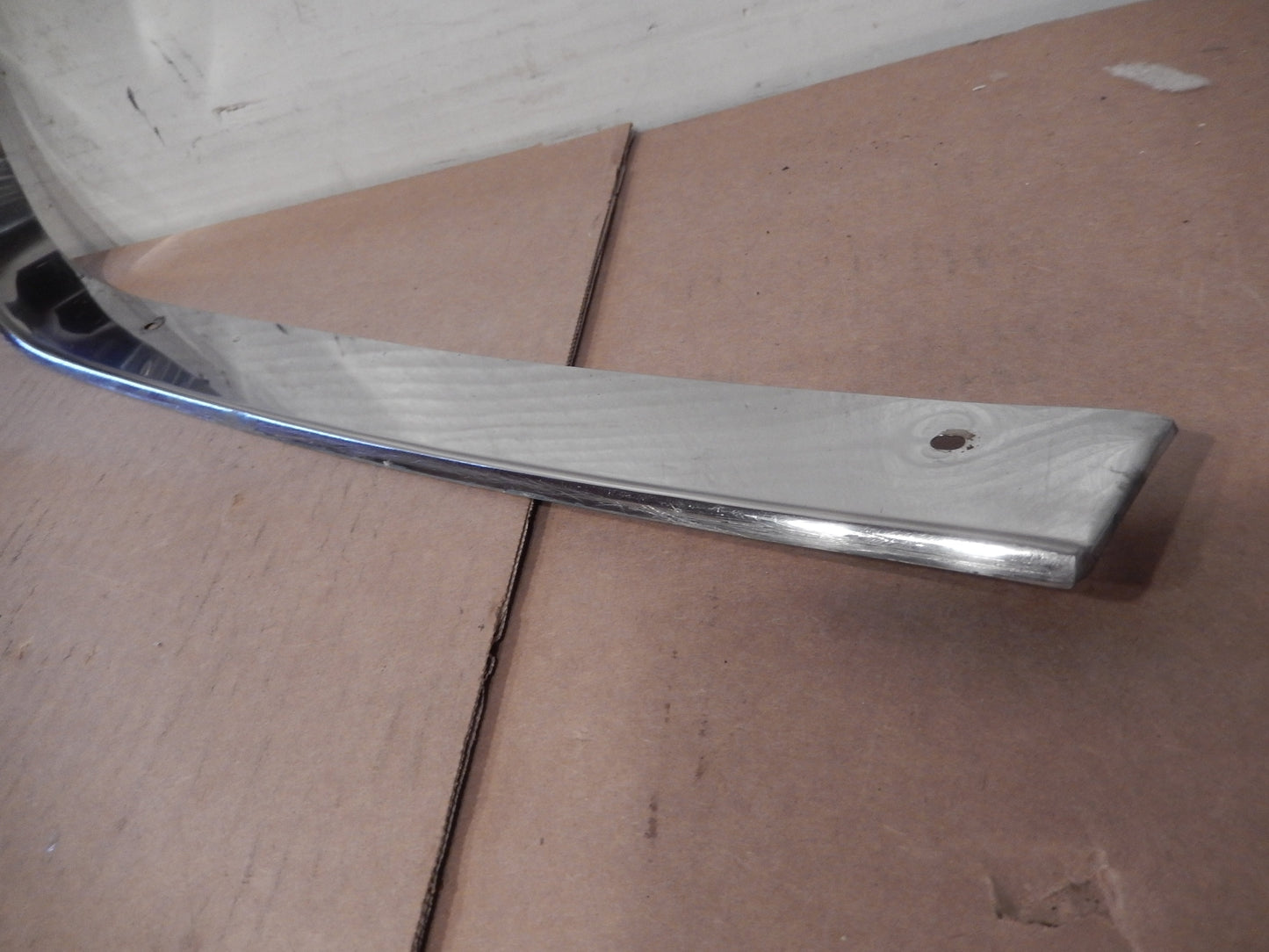 Datsun 260Z 280Z 2 + 2 Rear Passengers Quarter Window Trim