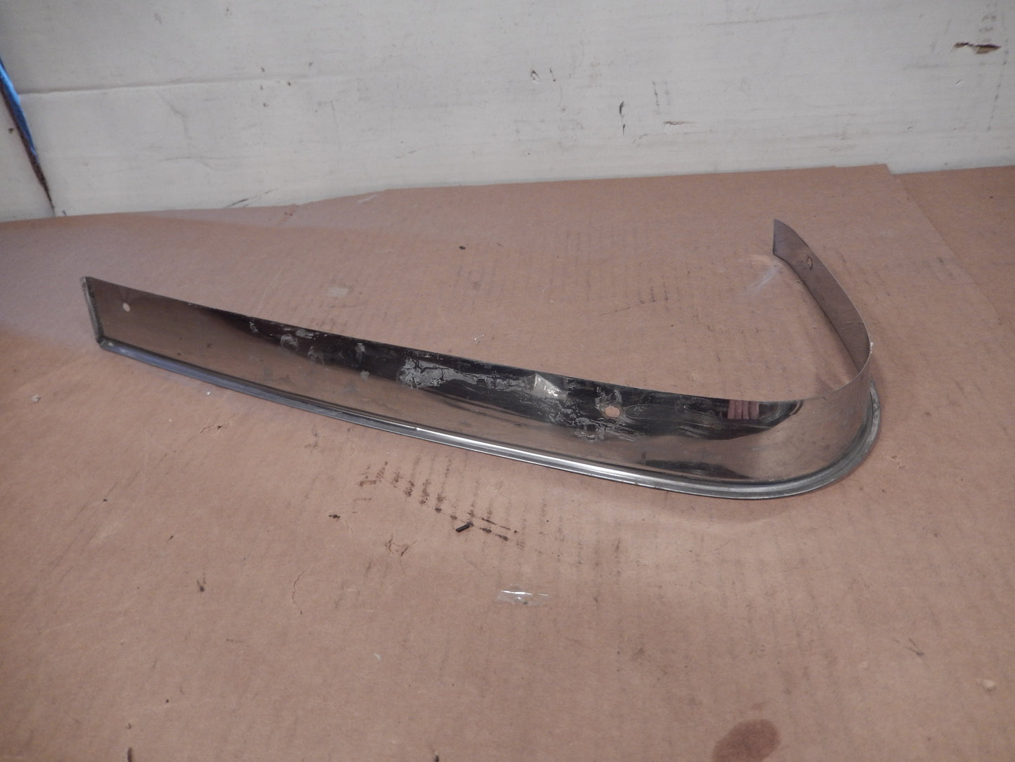 Datsun 260Z 280Z 2 + 2 Rear Passengers Quarter Window Trim