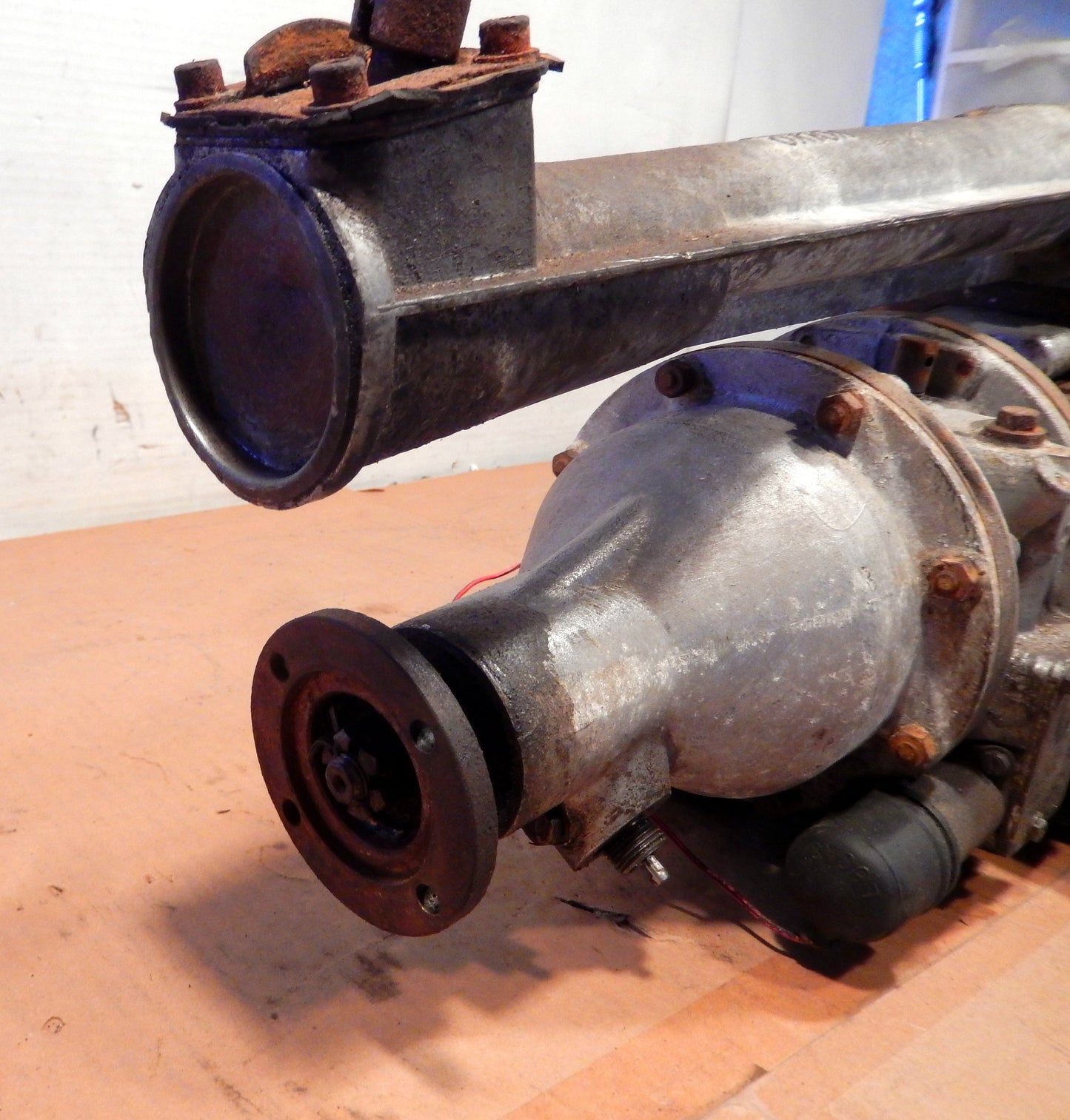 Volvo 1965 P1800S Manual Transmission SKU 845