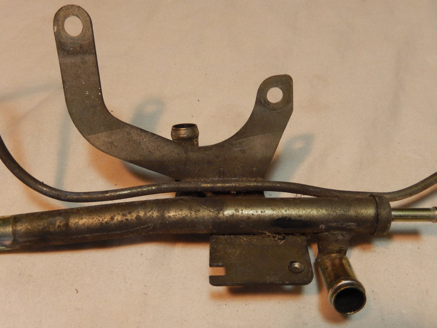 Datsun 280ZX Vaccum Line Bracket