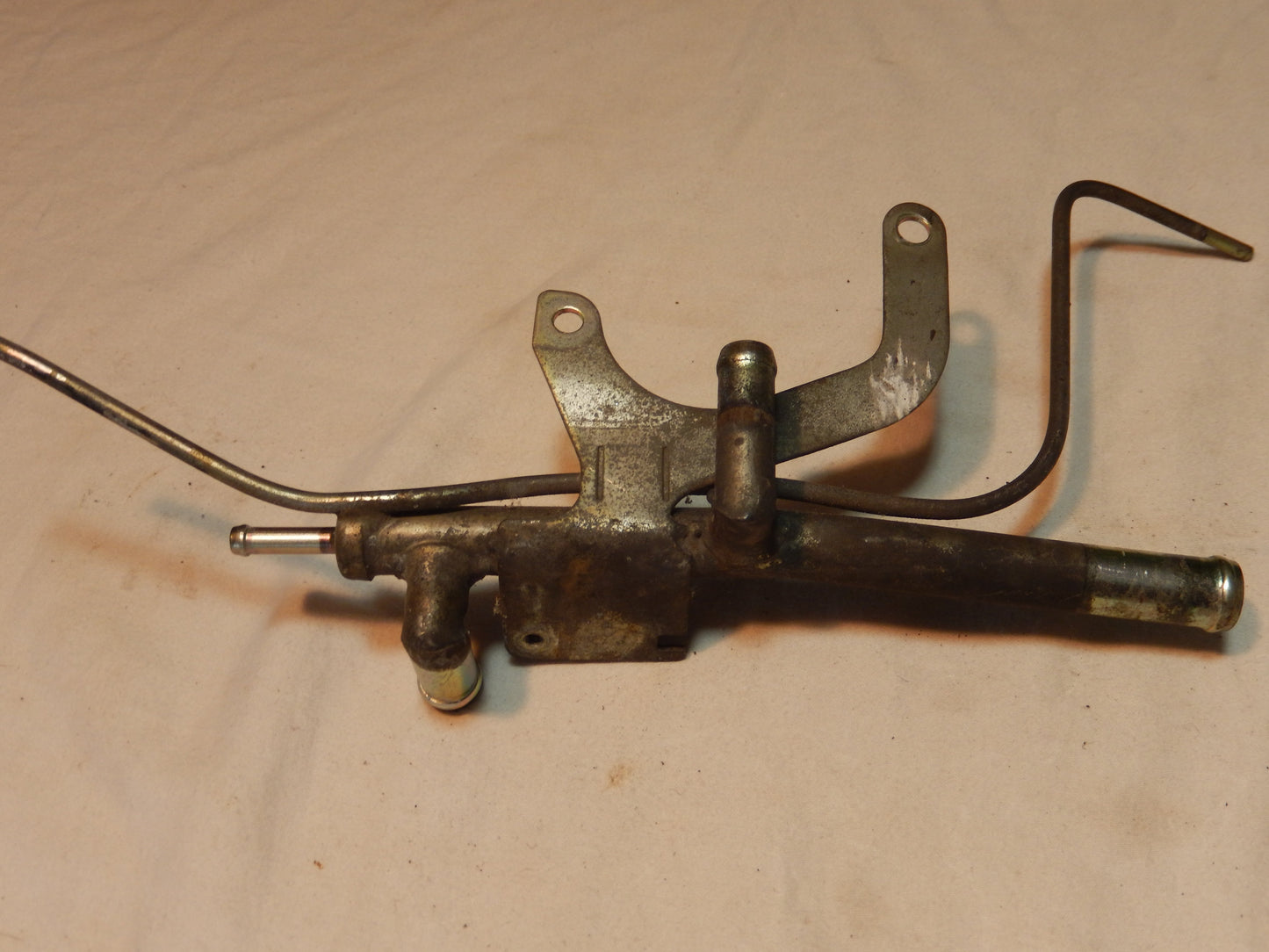 Datsun 280ZX Vaccum Line Bracket