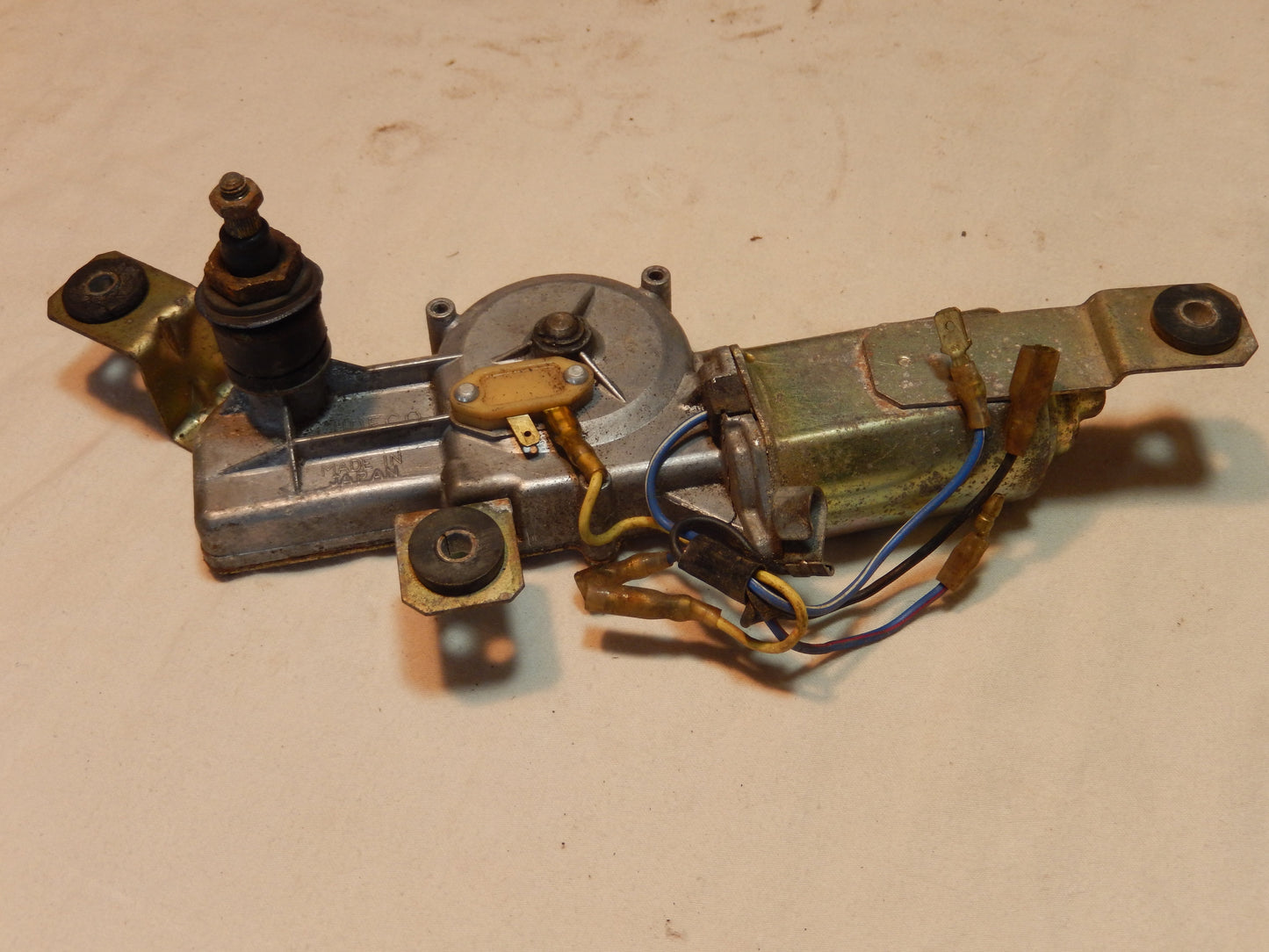 Datsun 280ZX Rear Windshield Wiper Motor