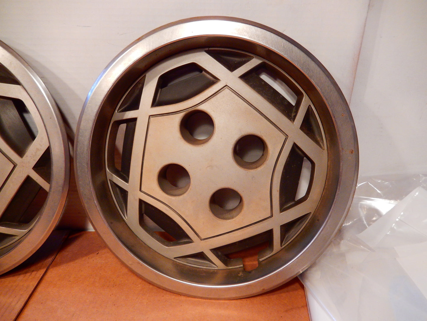 Datsun 280ZX Wheel Caps Set