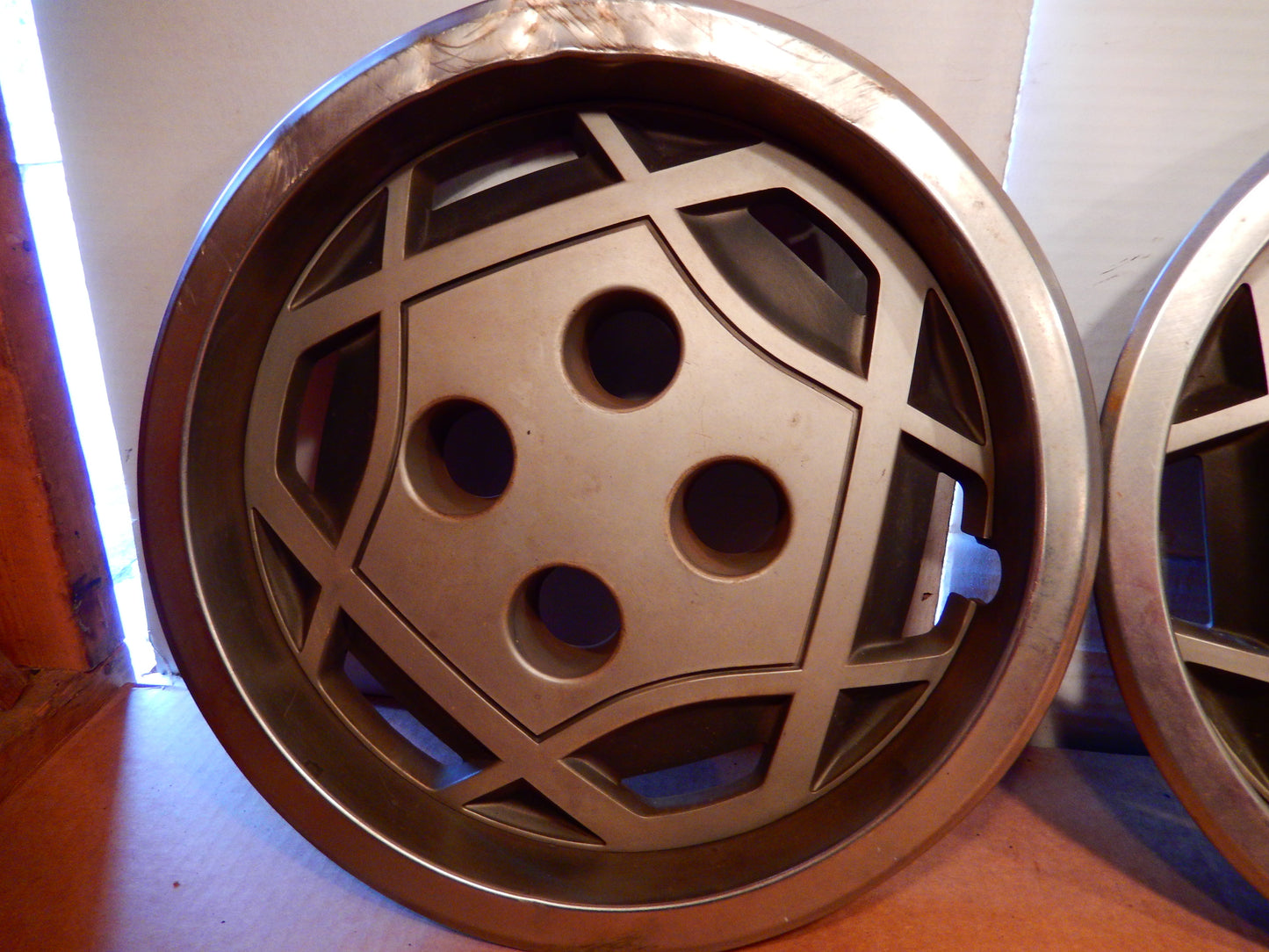Datsun 280ZX Wheel Caps Set